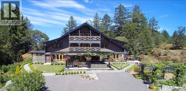 4573 PROSPECT LAKE ROAD, Saanich 5