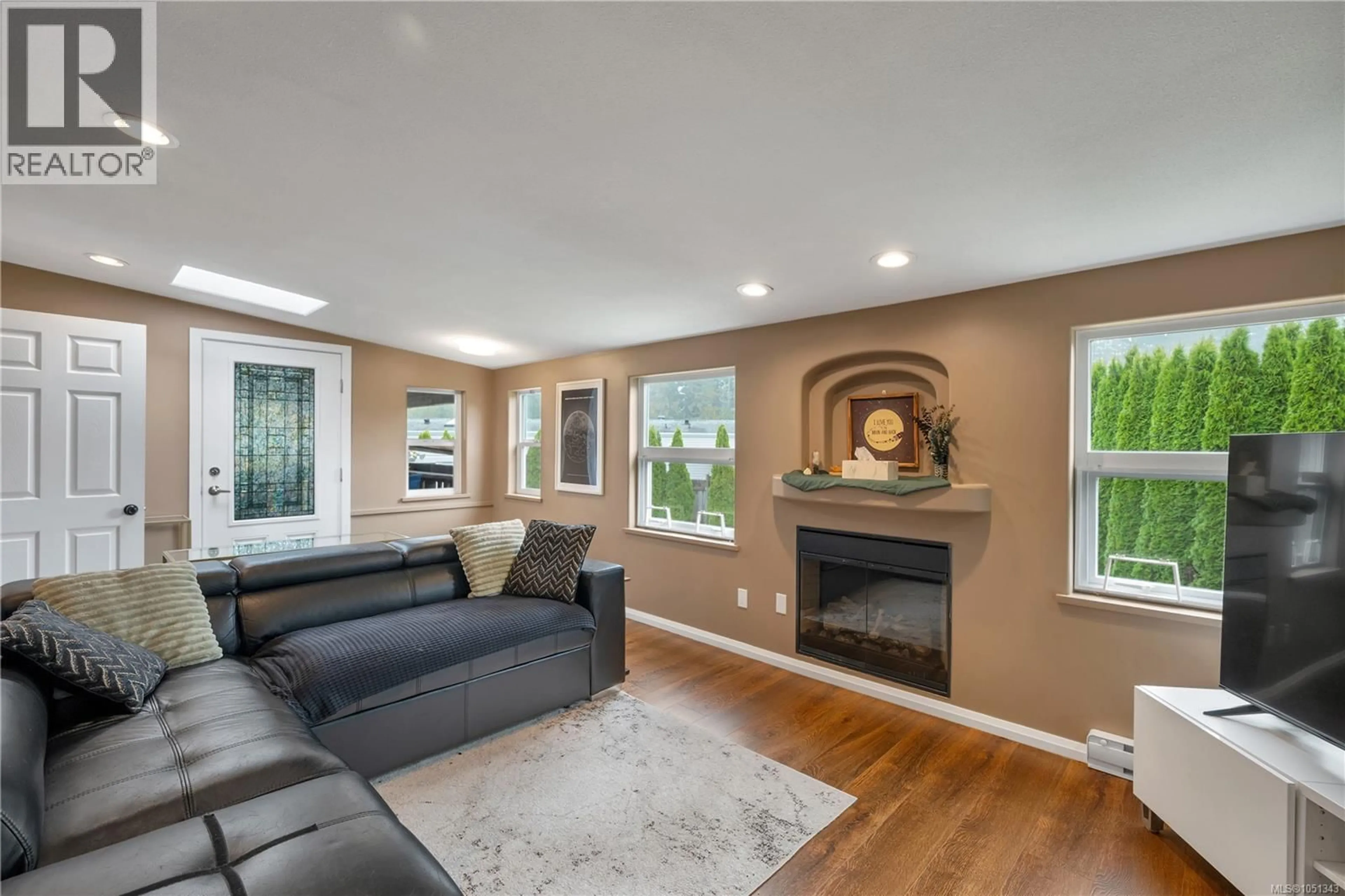 Living room with furniture, unknown for 81 - 5250 BEAVER HARBOUR ROAD, Port Hardy British Columbia V0N2P0