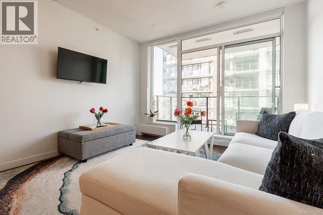 604 - 369 TYEE ROAD, Victoria 3