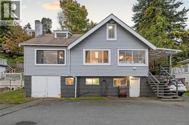 2535 BATTERSEA ROAD, Nanaimo 5