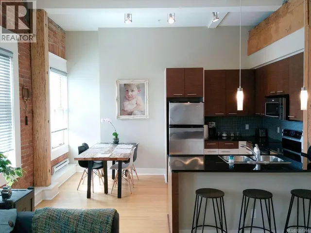 304 - 610 JOHNSON STREET, Victoria 2