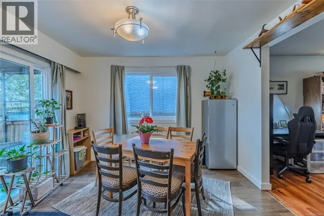 832 HOLLY HILL ROAD, Nanaimo 3