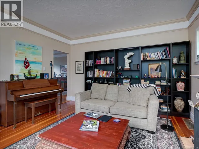 1240 VICTORIA AVENUE, Oak Bay 3