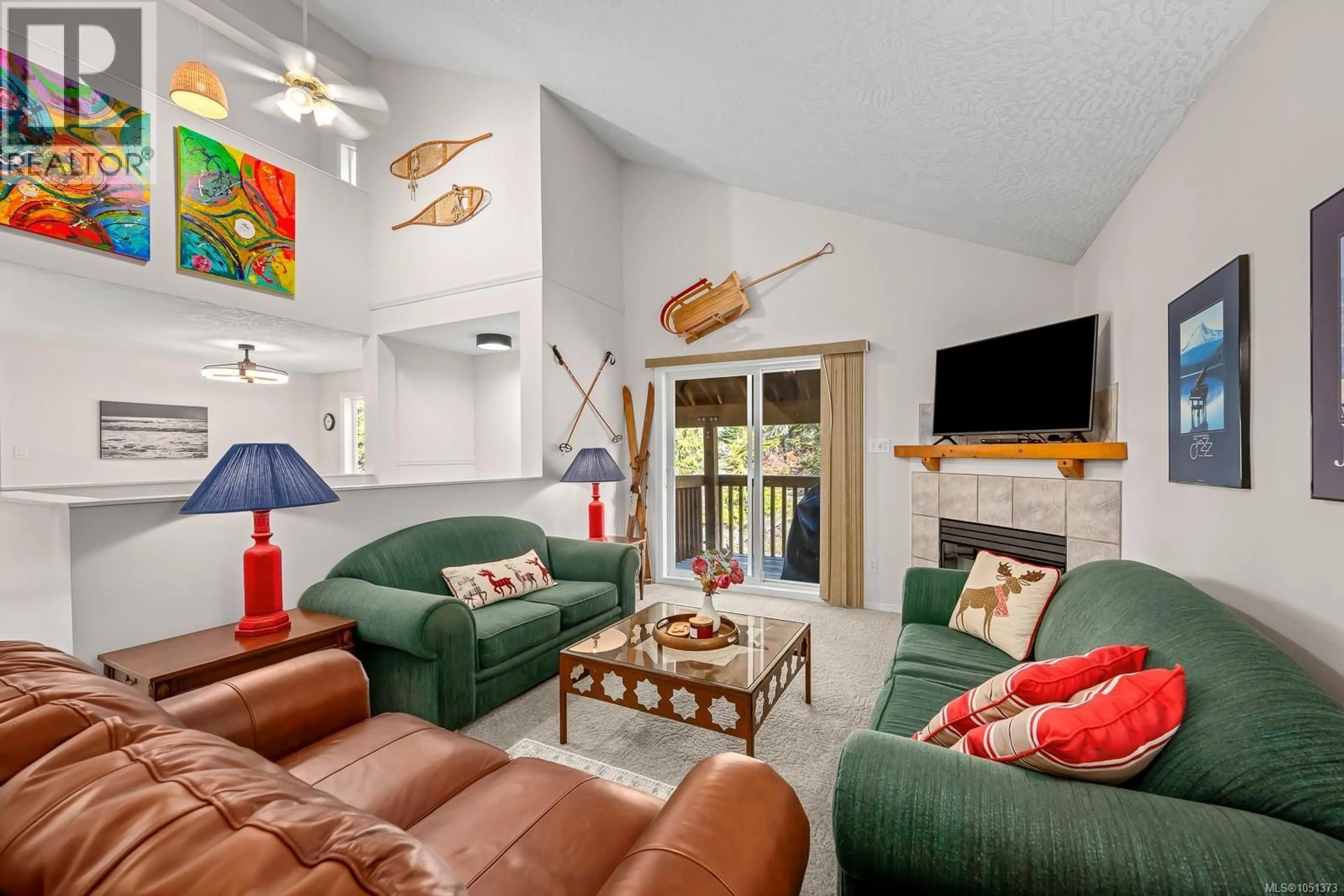 Living room with furniture, unknown for C - 828 WASHINGTON WAY, Courtenay British Columbia V9J1L0