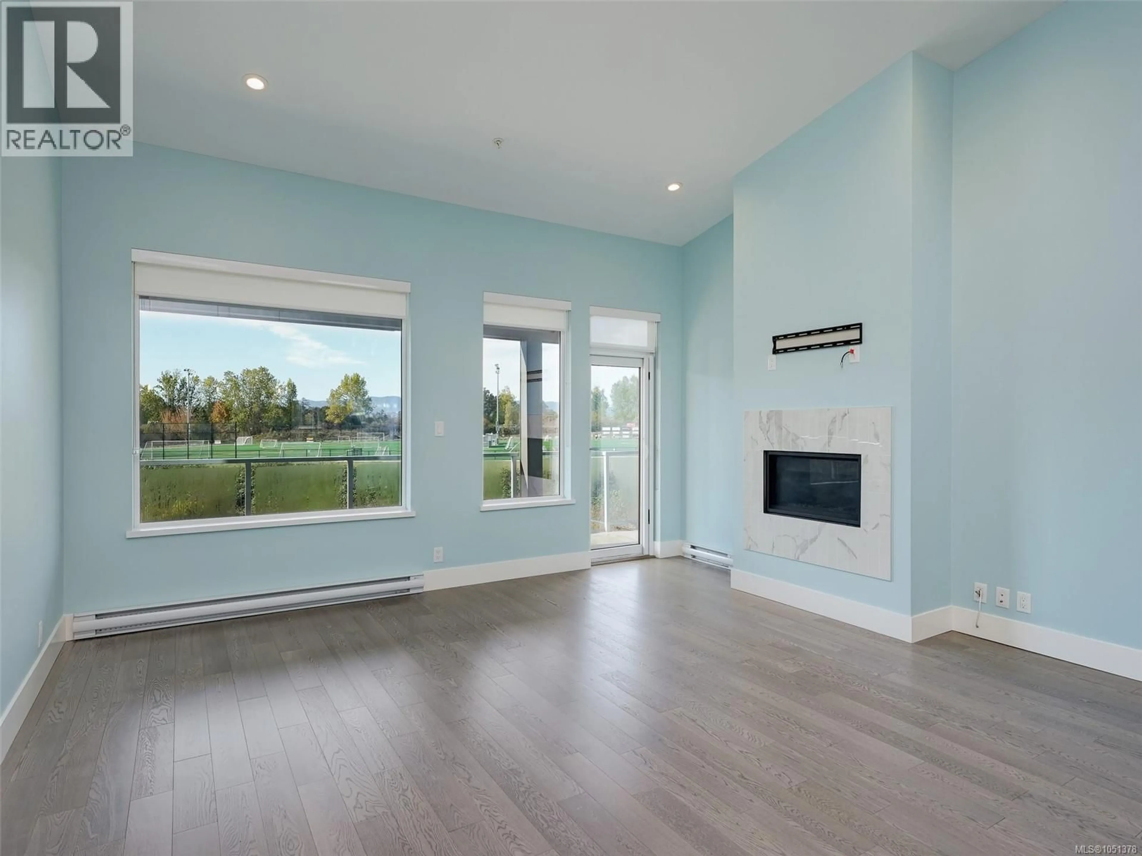 A pic of a room for 405 - 10680 MCDONALD PARK ROAD, North Saanich British Columbia V8L5S7