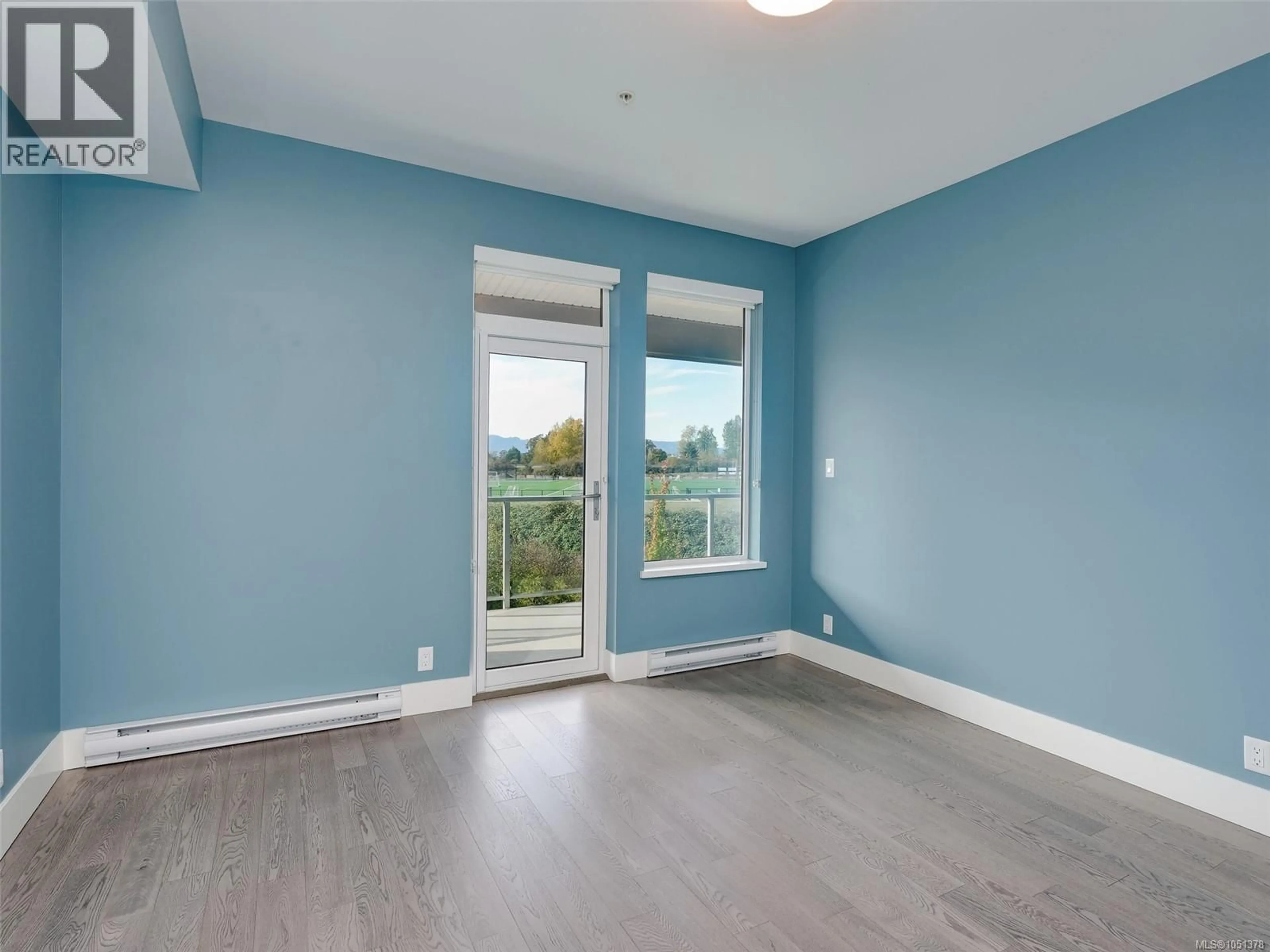 A pic of a room for 405 - 10680 MCDONALD PARK ROAD, North Saanich British Columbia V8L5S7