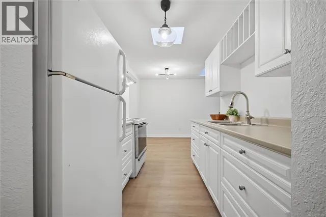 411 - 909 PEMBROKE STREET, Victoria 2