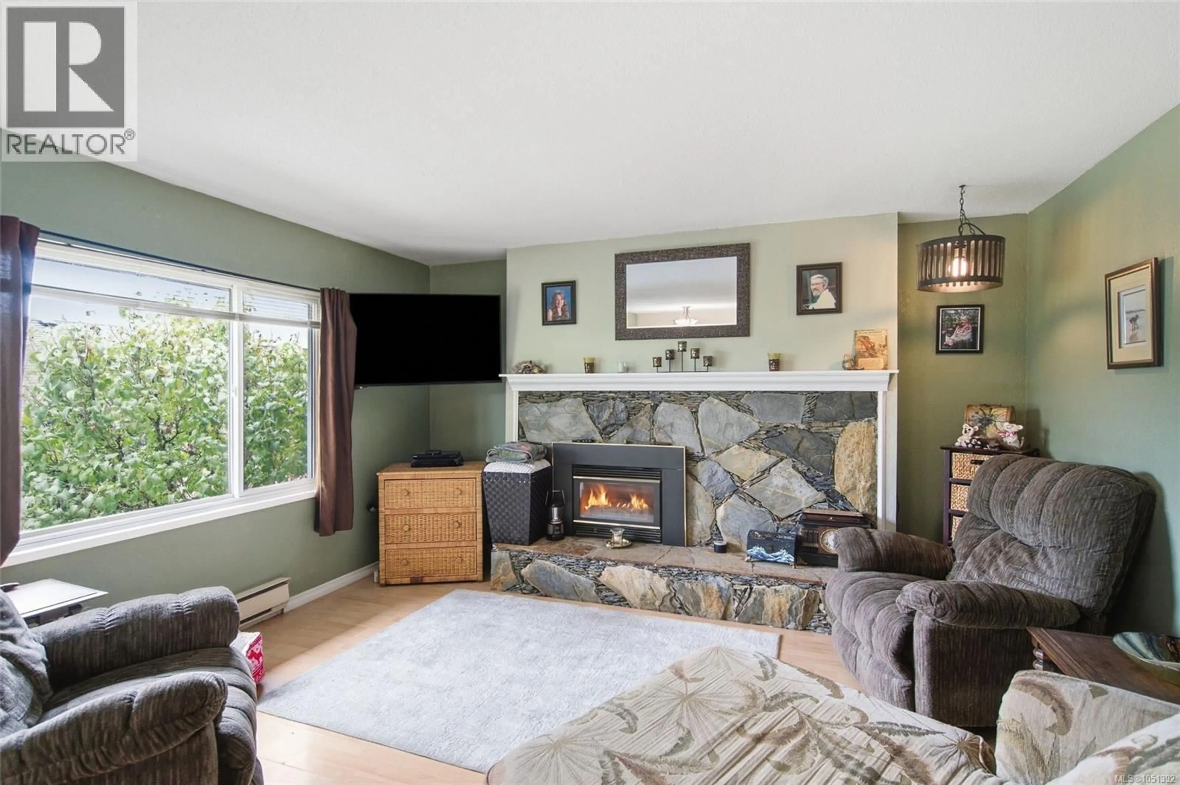 Living room with furniture, unknown for 7 - 961 TRUNK ROAD, Duncan British Columbia V9L2R9