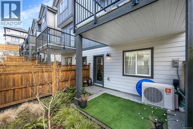 1489 STELLA LANE, Langford 3