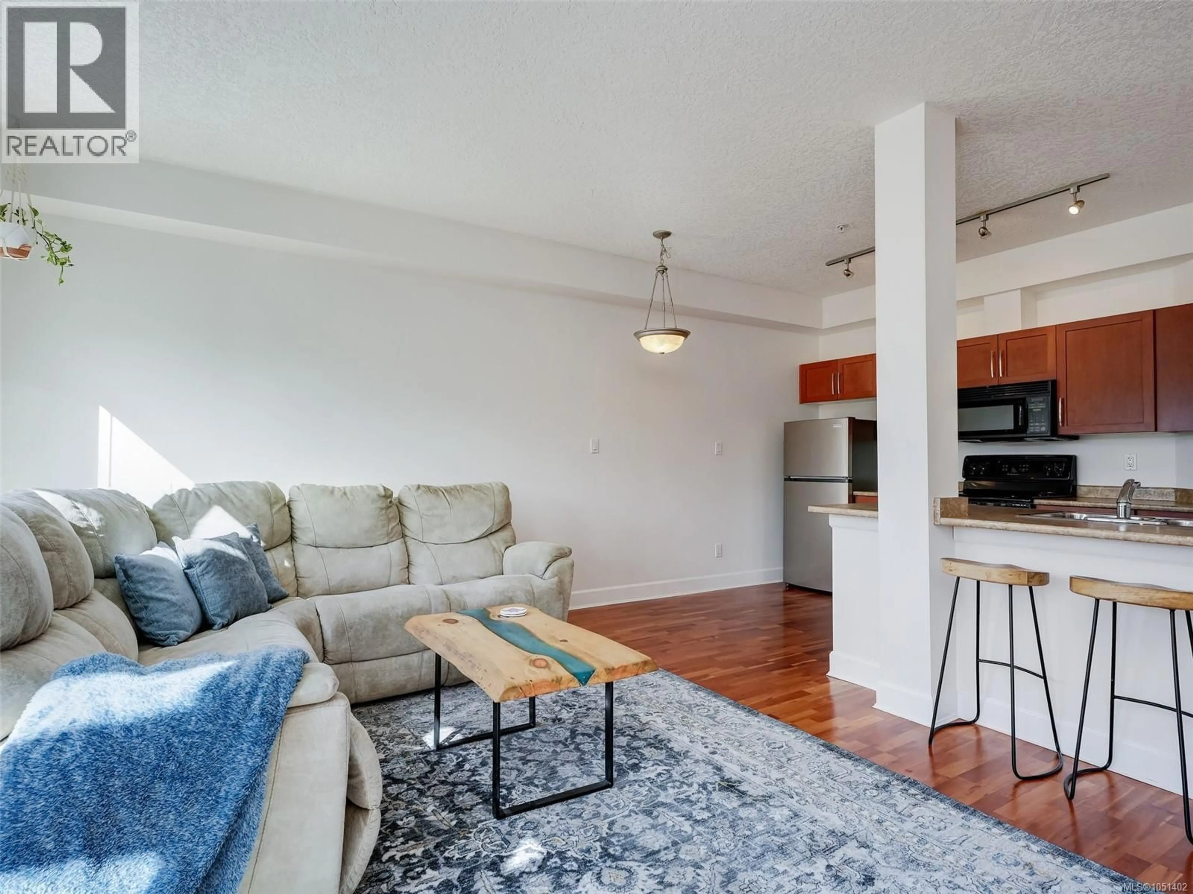 Living room with furniture, unknown for 407 - 1156 COLVILLE ROAD, Esquimalt British Columbia V9A4P7