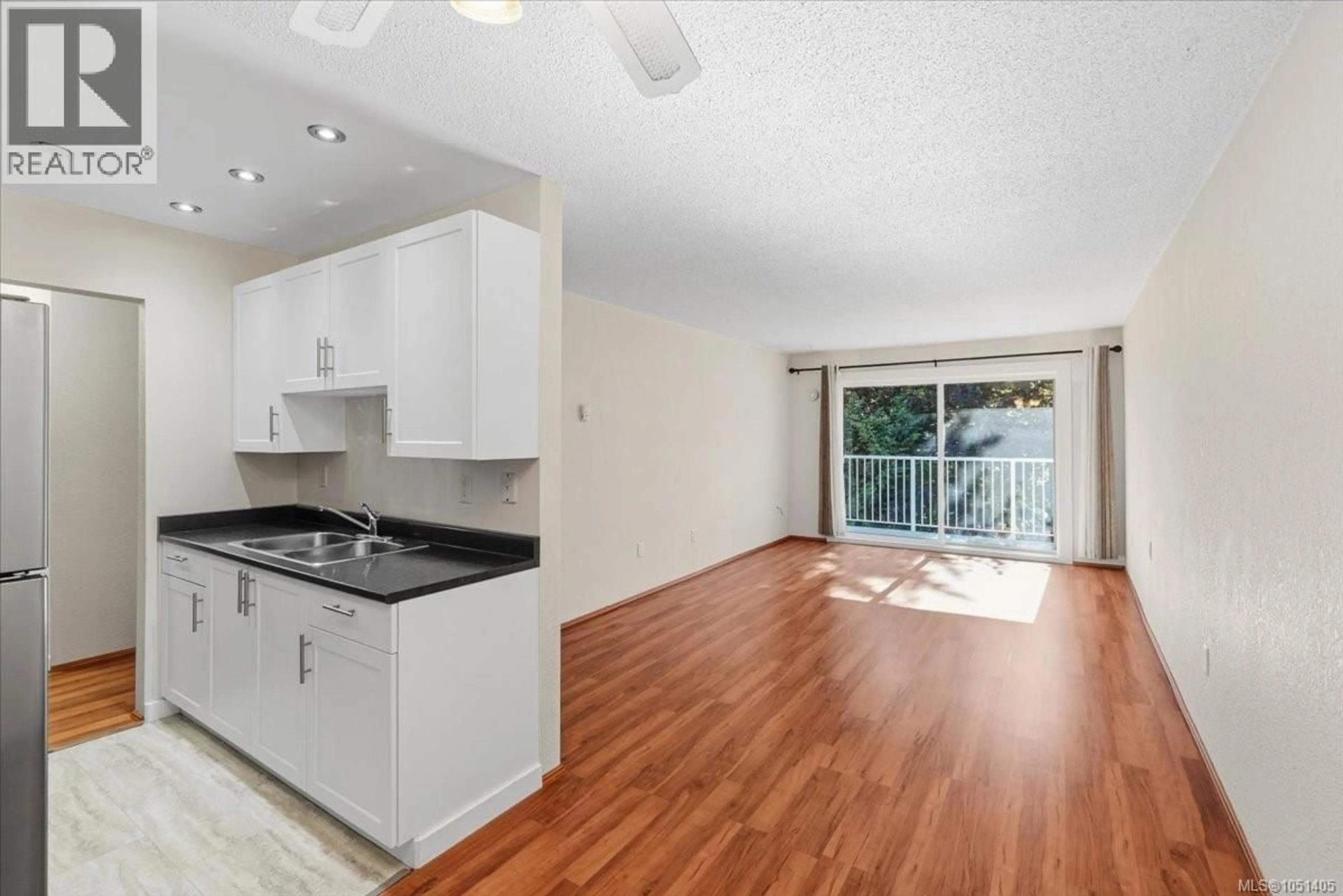 Standard kitchen, unknown for 419 - 1600 DUFFERIN CRESCENT, Nanaimo British Columbia V9T1E9