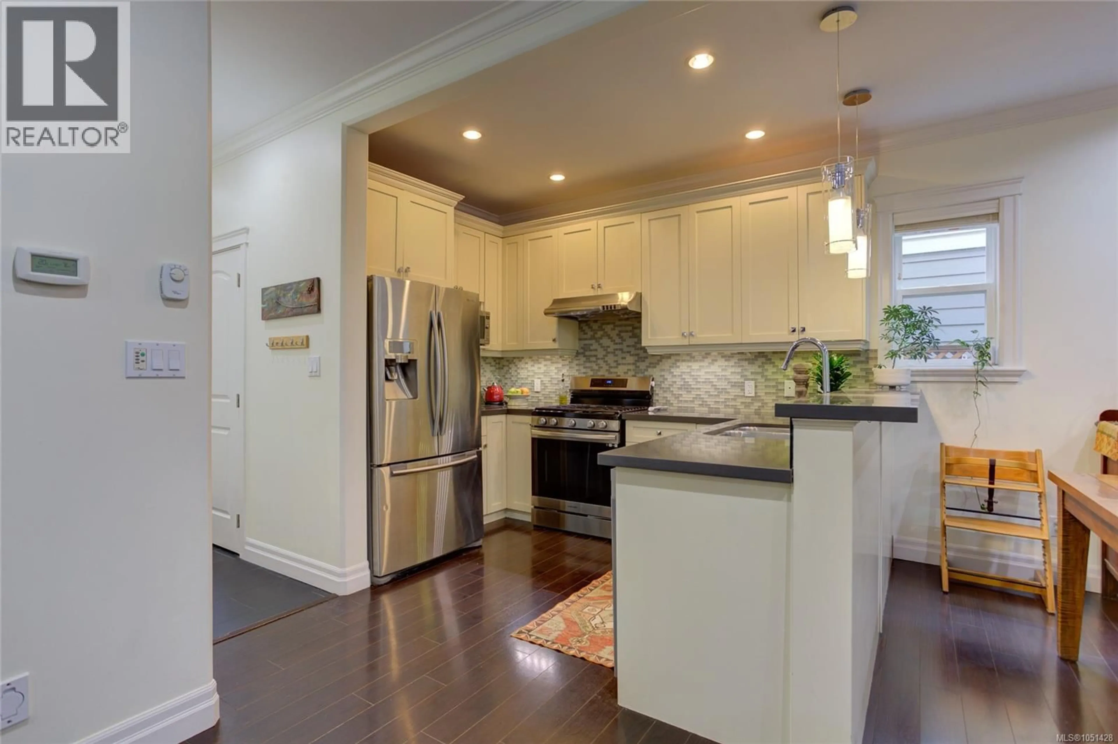 Open concept kitchen, unknown for 3706 CORNUS COURT, Langford British Columbia V9C4M8