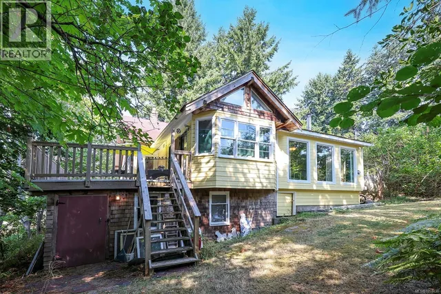 1185 5TH STREET, Courtenay 3