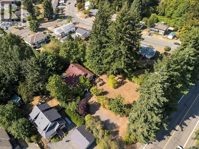 1185 5TH STREET, Courtenay 5