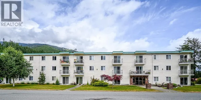 107 - 611 MACMILLAN DRIVE, Sayward 3