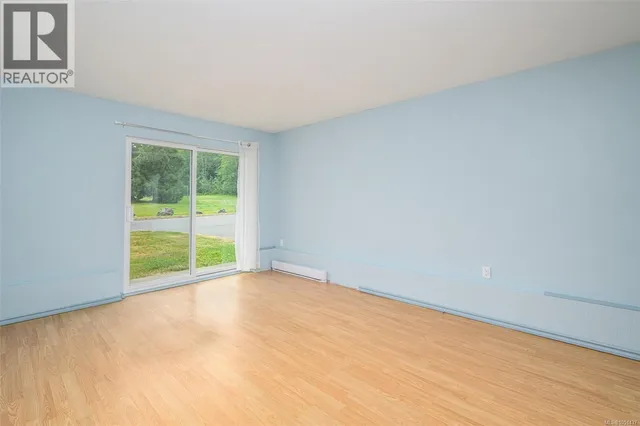 107 - 611 MACMILLAN DRIVE, Sayward 5