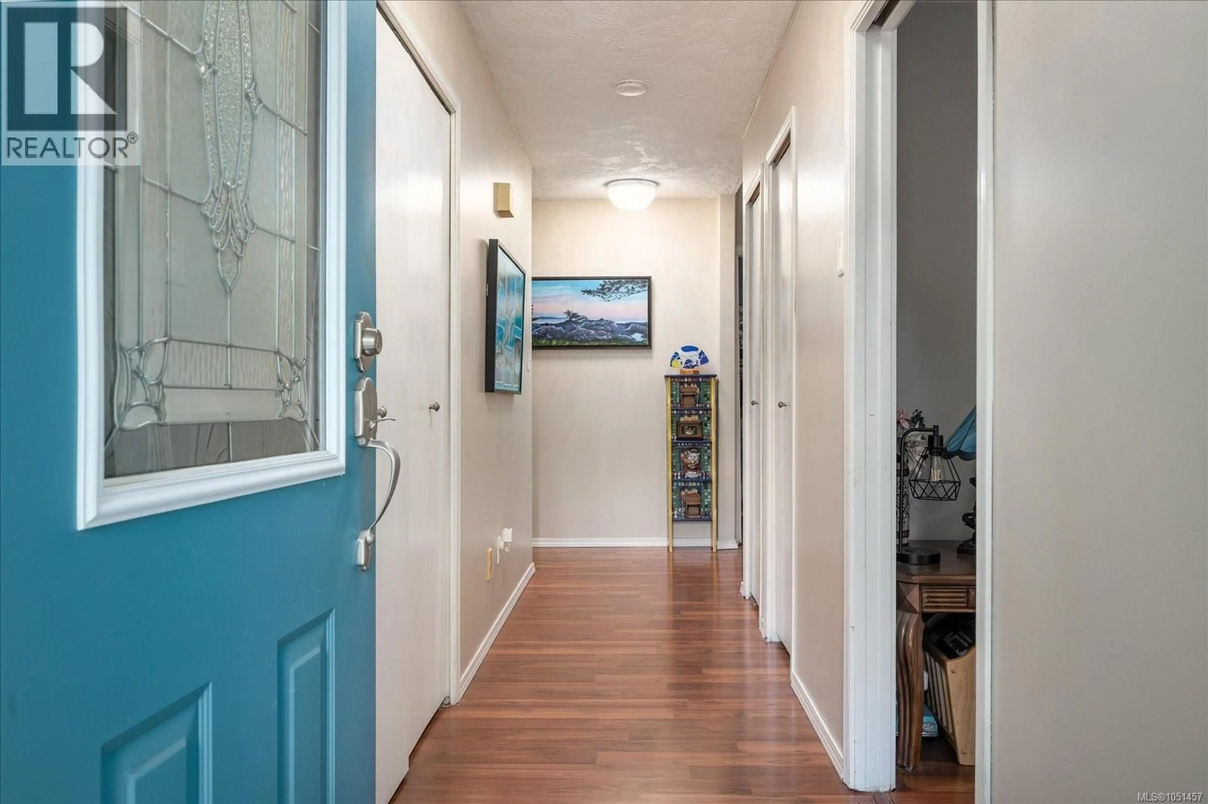 Indoor entryway for 555 HOOPER PLACE, Ladysmith British Columbia V9G1W5