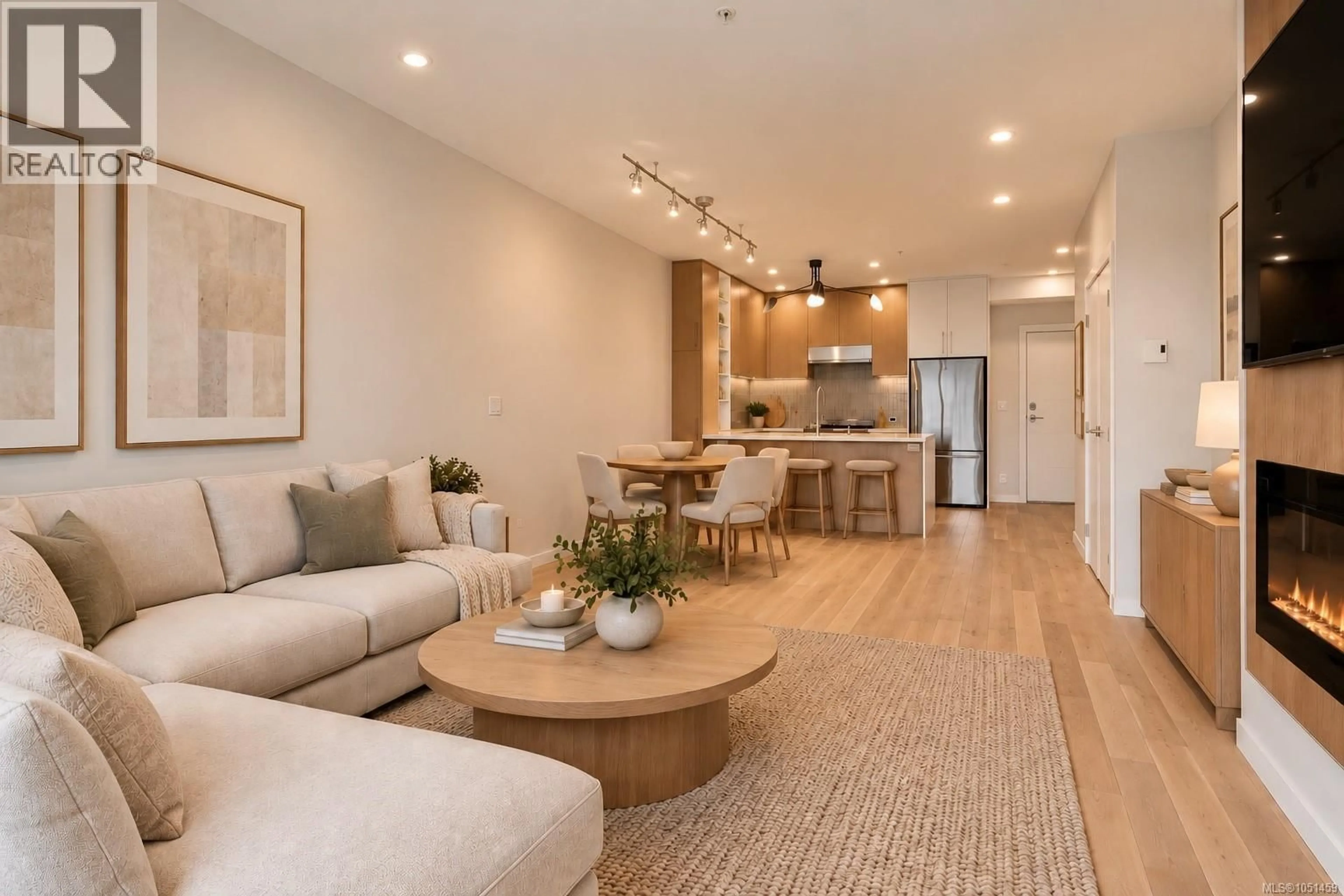 Living room with furniture, unknown for 409 - 2285 BOWKER AVENUE, Oak Bay British Columbia V8R2E2