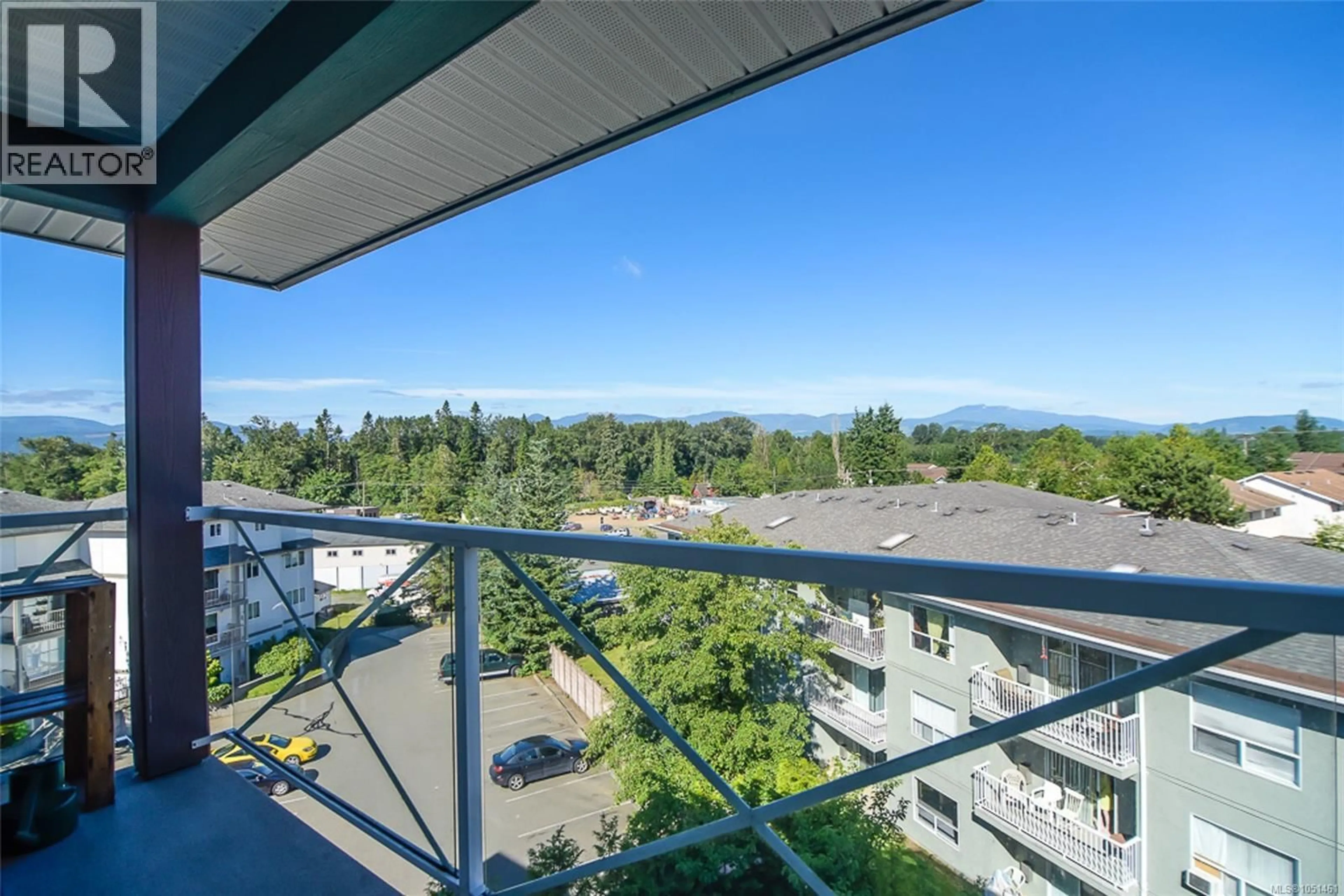 Balcony in the apartment, water/lake/river/ocean view for 303 - 129 BACK ROAD, Courtenay British Columbia V9N3W5