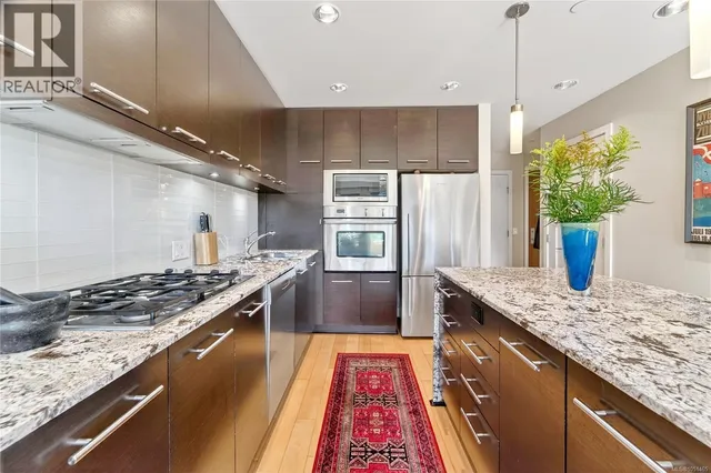 204 - 3223 SELLECK WAY, Colwood 2