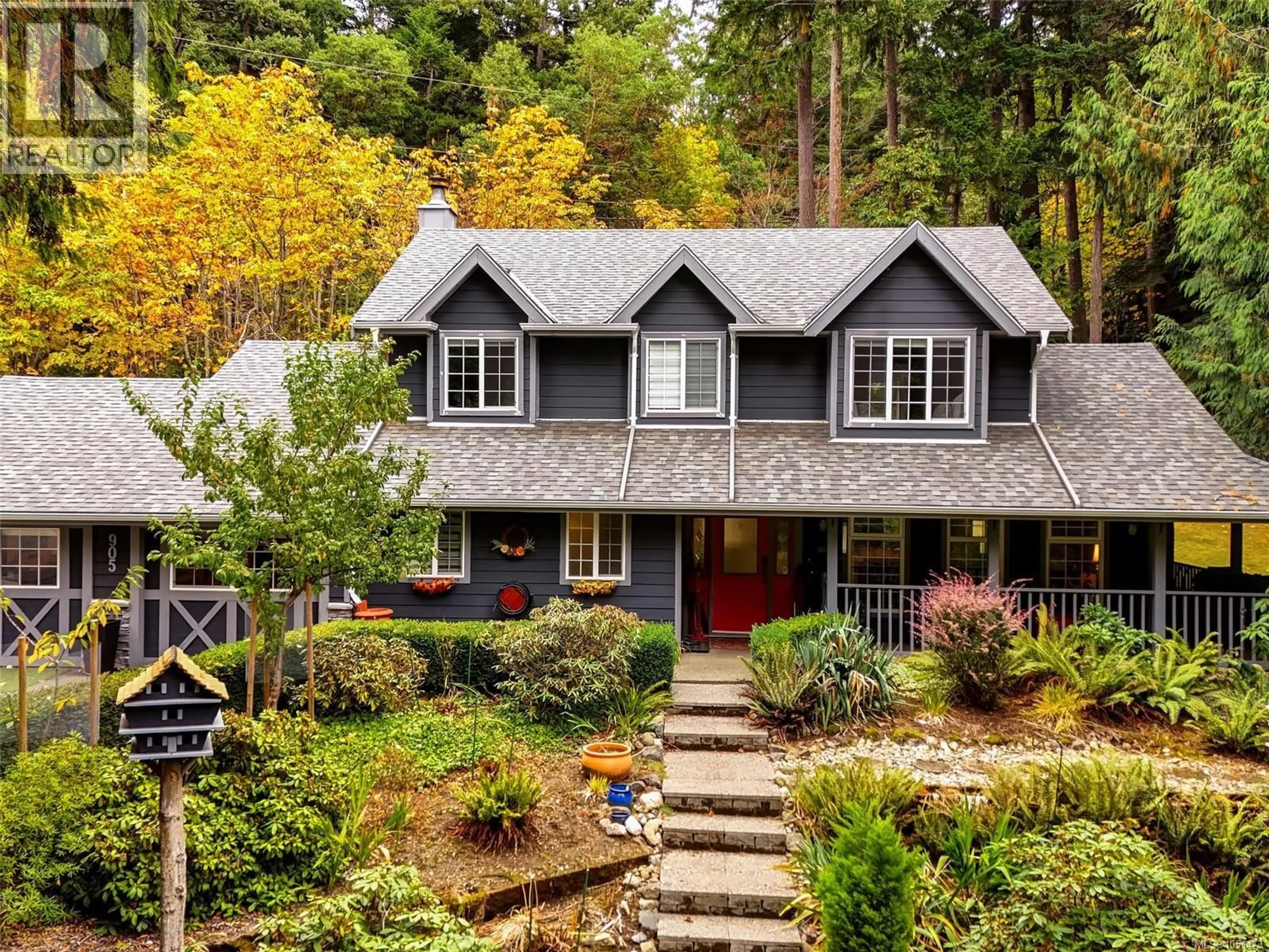Home with vinyl exterior material, unknown for 905 WORRALL DRIVE, Langford British Columbia V9C3C8