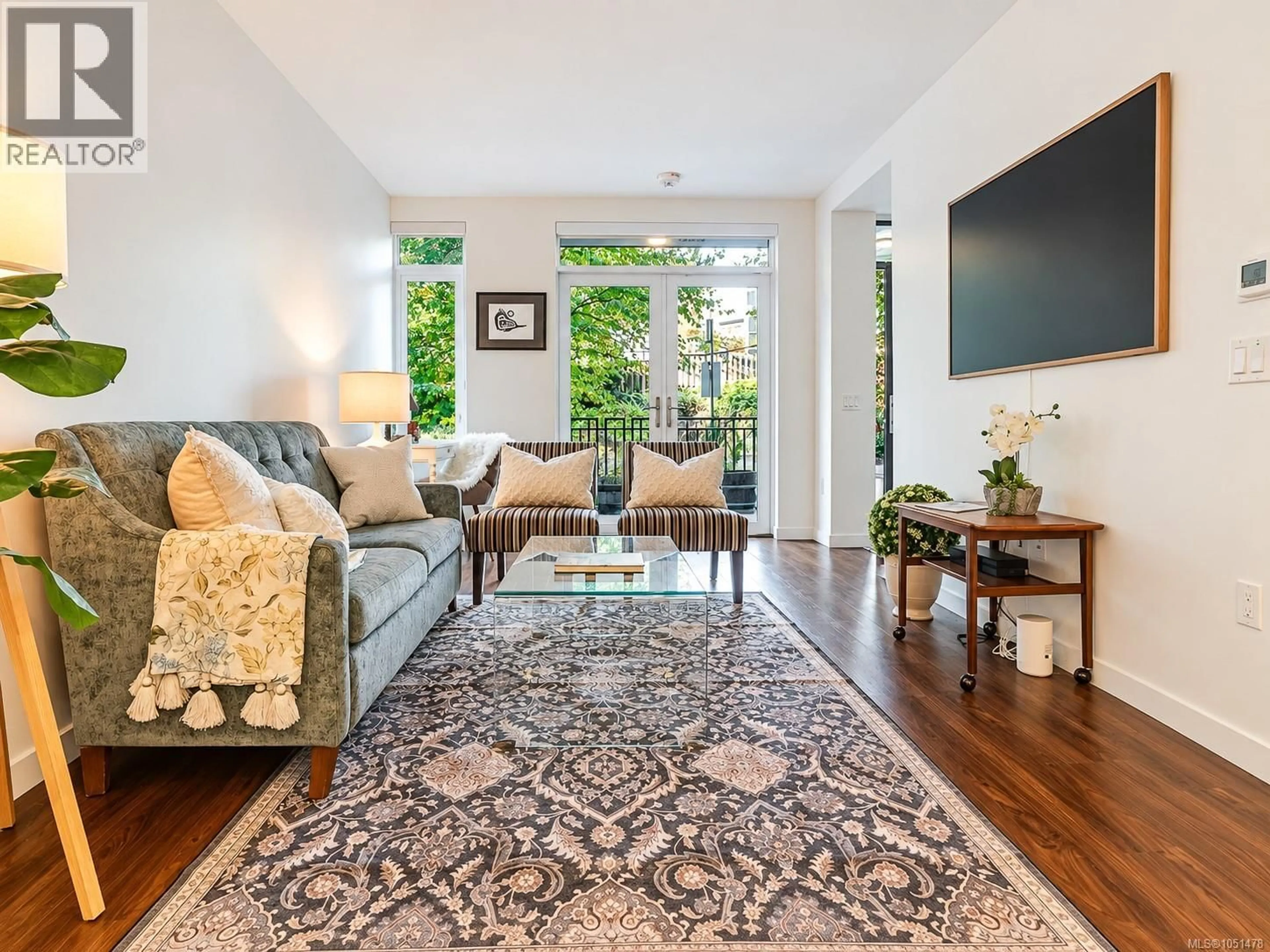 Living room with furniture, unknown for 108 - 369 TYEE ROAD, Victoria British Columbia V9A0B6