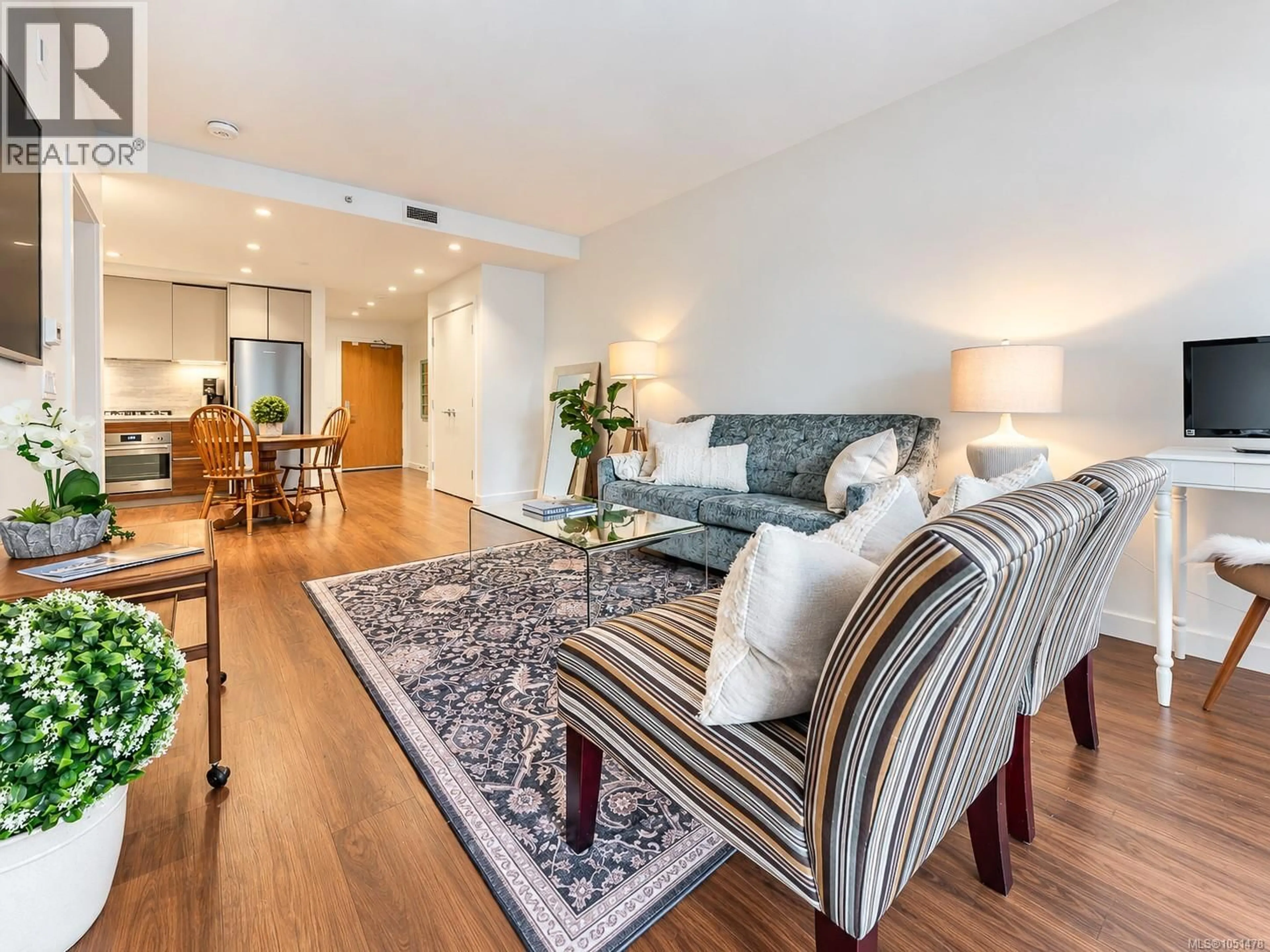 Living room with furniture, unknown for 108 - 369 TYEE ROAD, Victoria British Columbia V9A0B6