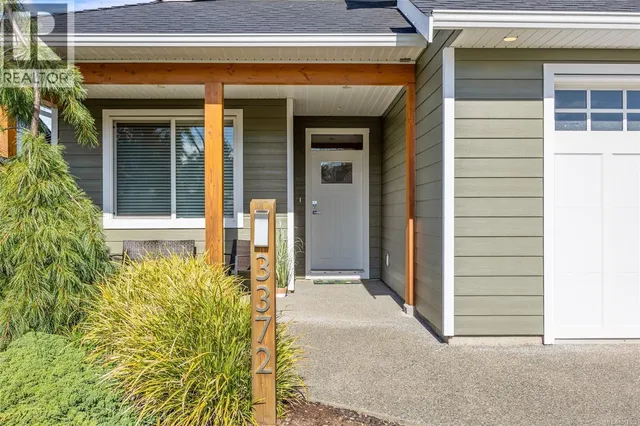 3372 MARYGROVE DRIVE, Courtenay 2