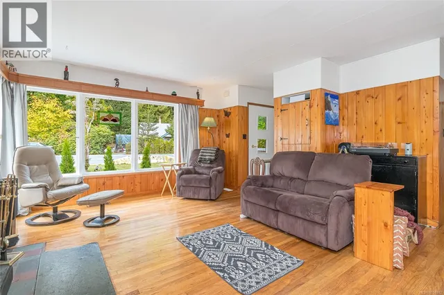 80 NORTH SHORE ROAD WEST, Lake Cowichan 5