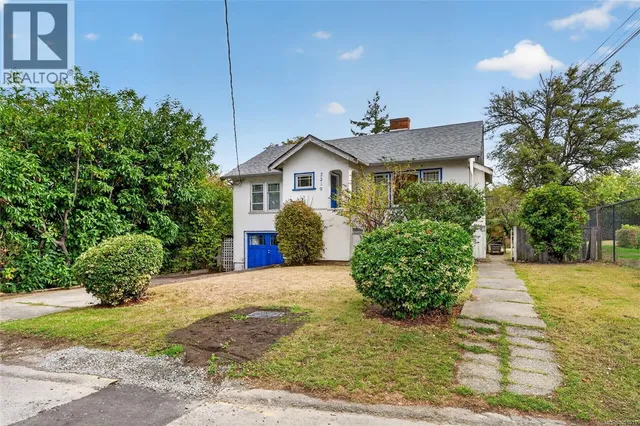 3219 RUTLEDGE STREET, Saanich 2