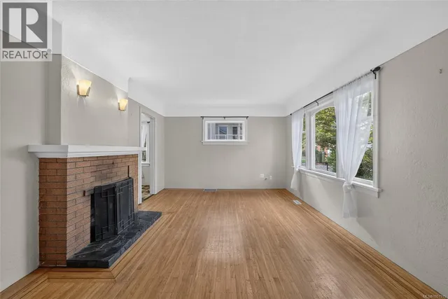 3219 RUTLEDGE STREET, Saanich 5