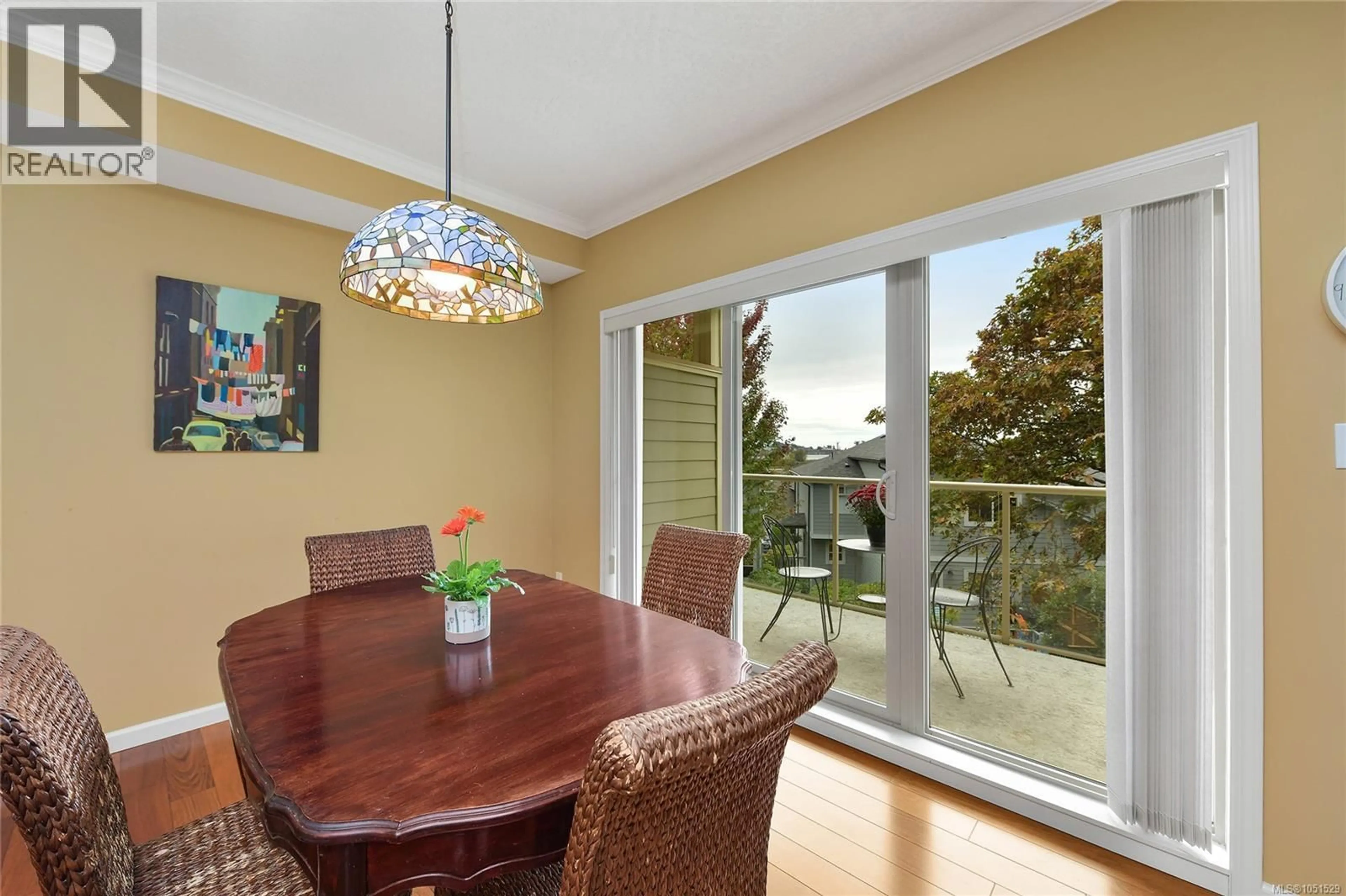 Dining room, wood/laminate floor for 204 - 125 ALDERSMITH PLACE, View Royal British Columbia V9A7M7