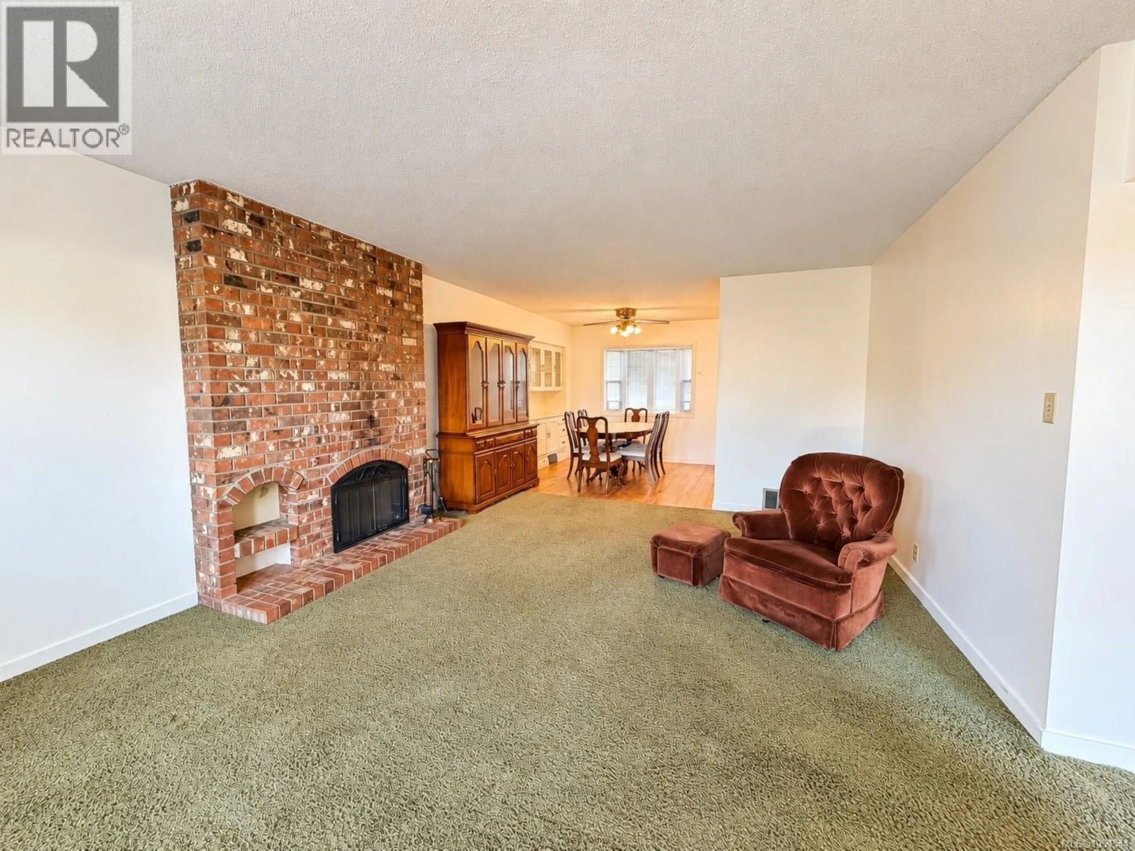 Living room with furniture, unknown for 3932 4TH AVENUE, Port Alberni British Columbia V9Y4J2