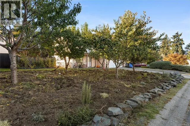 3104 LAUREL GROVE, Duncan 3