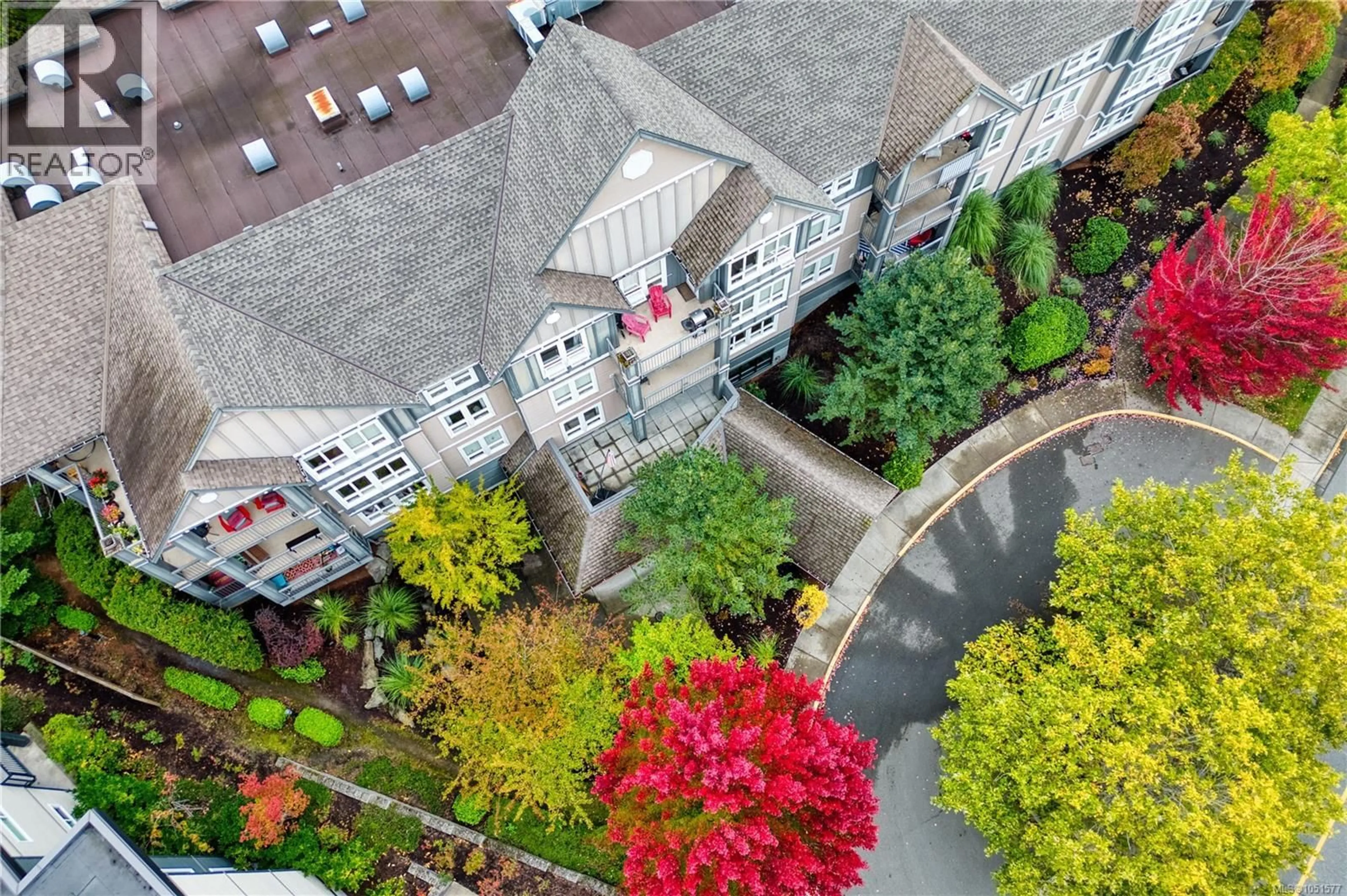 A pic from outside/outdoor area/front of a property/back of a property/a pic from drone, city buildings view from balcony for 204 - 1620 TOWNSITE ROAD, Nanaimo British Columbia V9S1N2
