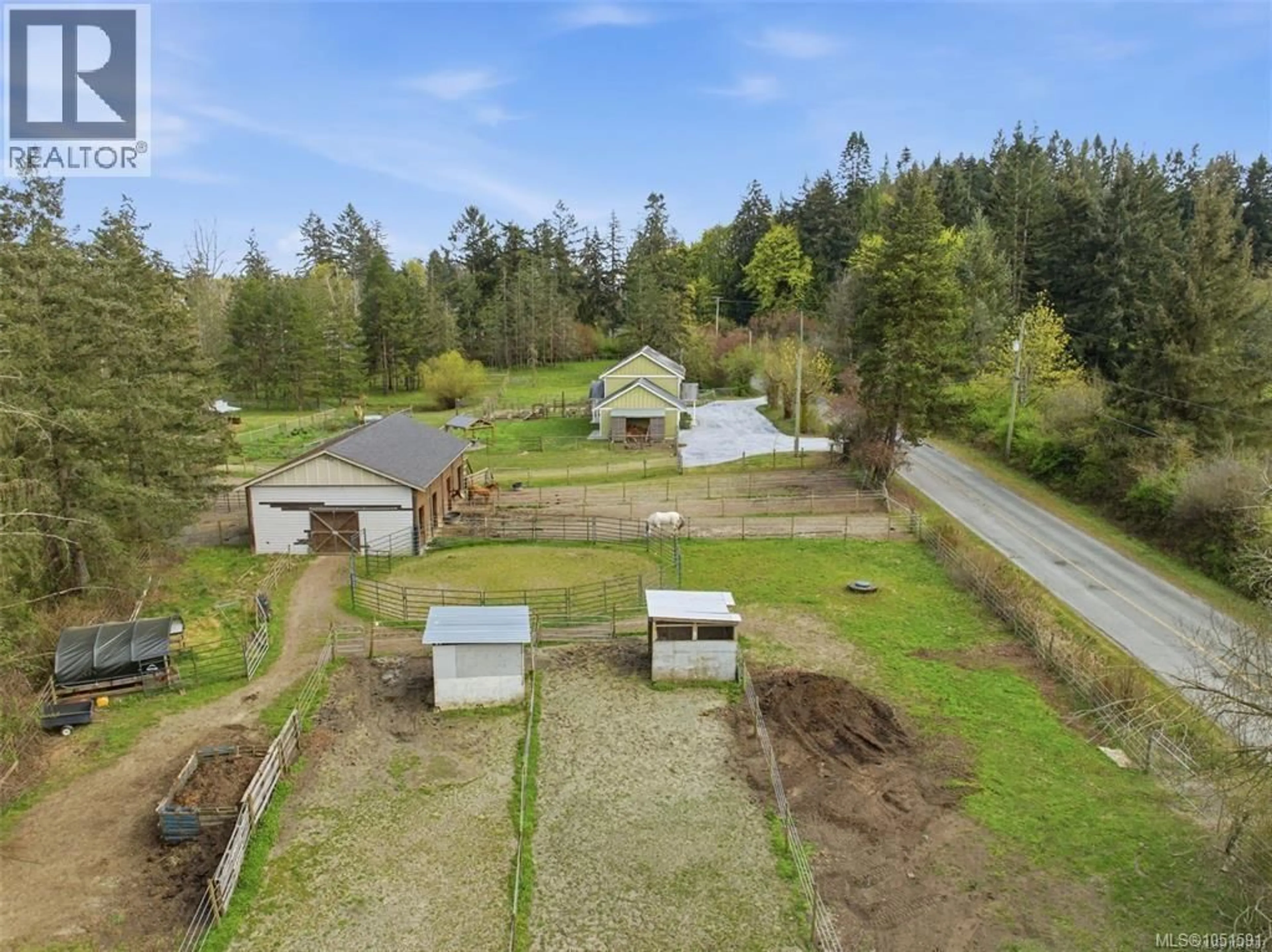A pic from outside/outdoor area/front of a property/back of a property/a pic from drone, unknown for 4425 TELEGRAPH ROAD, Cobble Hill British Columbia V0R1N2
