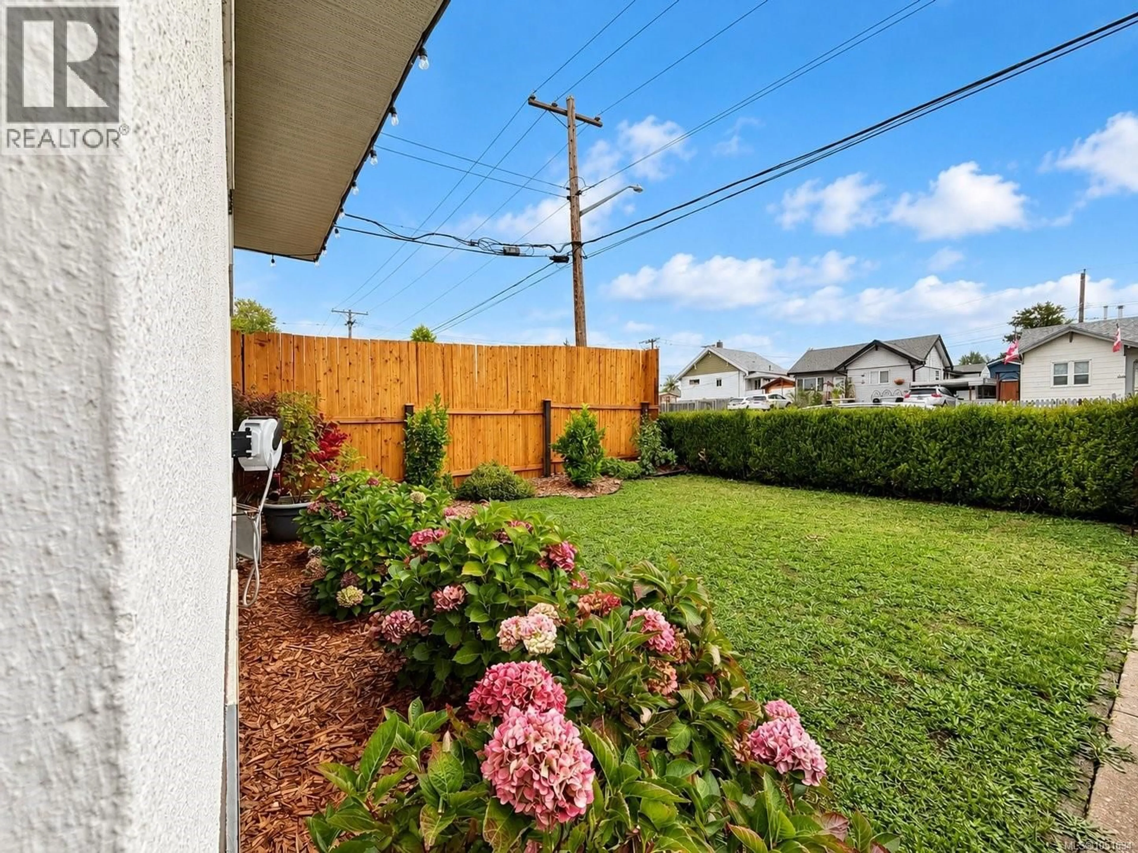 Patio, street for 3586 10TH AVENUE, Port Alberni British Columbia V9Y4W2