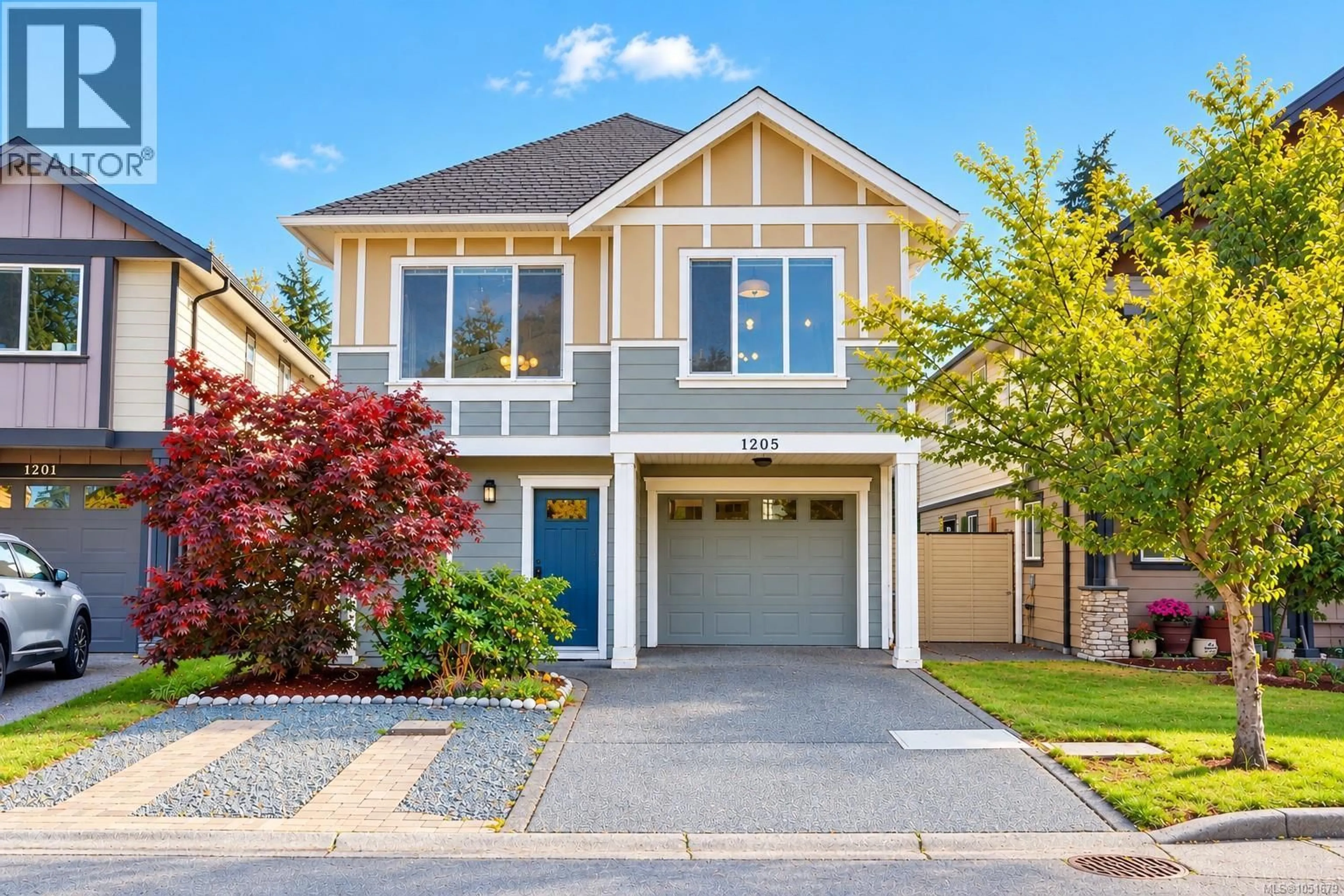 Home with vinyl exterior material, street for 1205 PARKDALE CREEK GARDENS, Langford British Columbia V9B4G9
