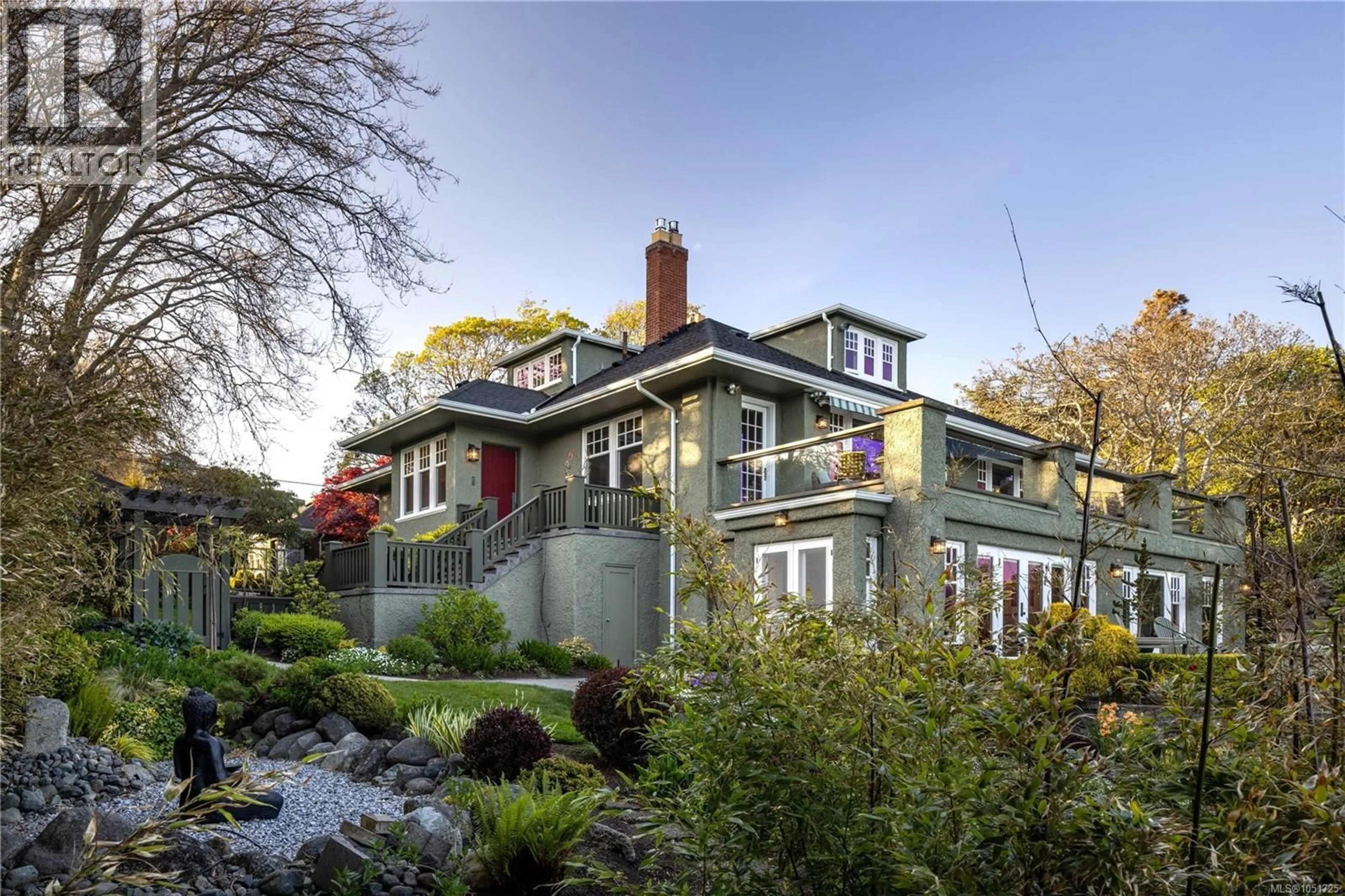 Home with brick exterior material, street for 261 KING GEORGE TERRACE, Oak Bay British Columbia V8S2J8