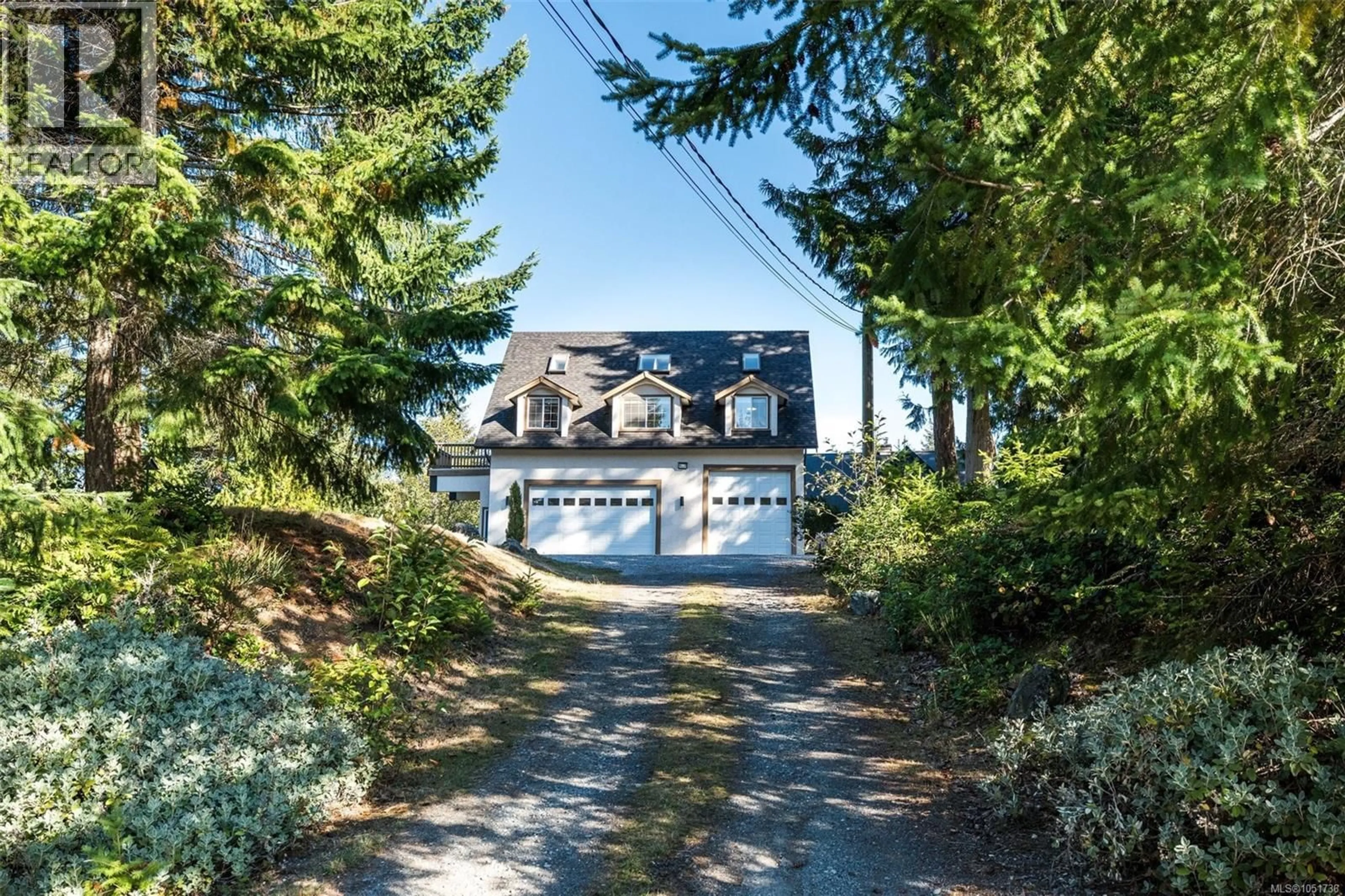 A pic from outside/outdoor area/front of a property/back of a property/a pic from drone, street for 2483 ARKEN TERRACE, Mill Bay British Columbia V8H1A4