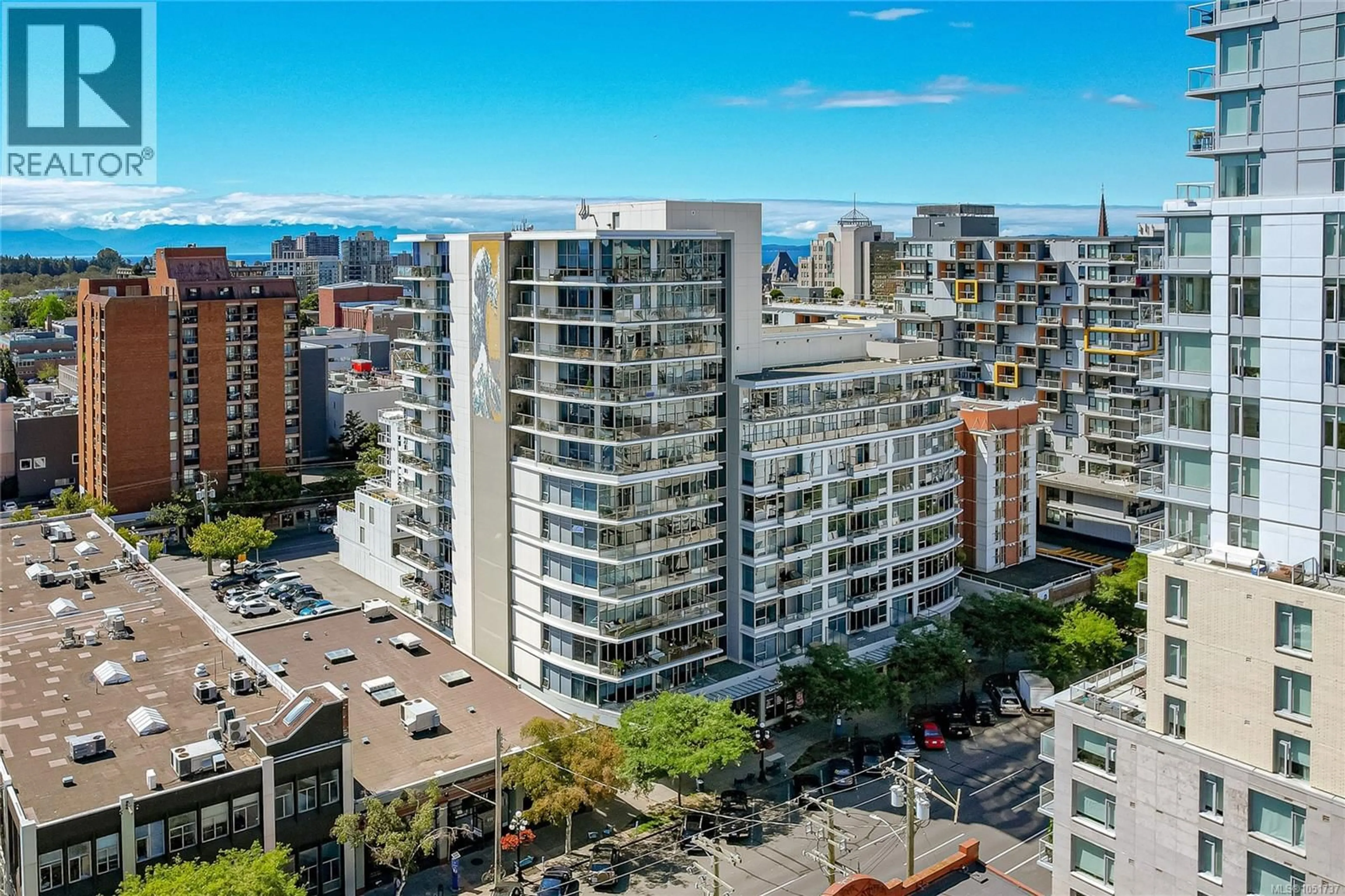 A pic from outside/outdoor area/front of a property/back of a property/a pic from drone, city buildings view from balcony for 701 - 845 YATES STREET, Victoria British Columbia V8W4A3