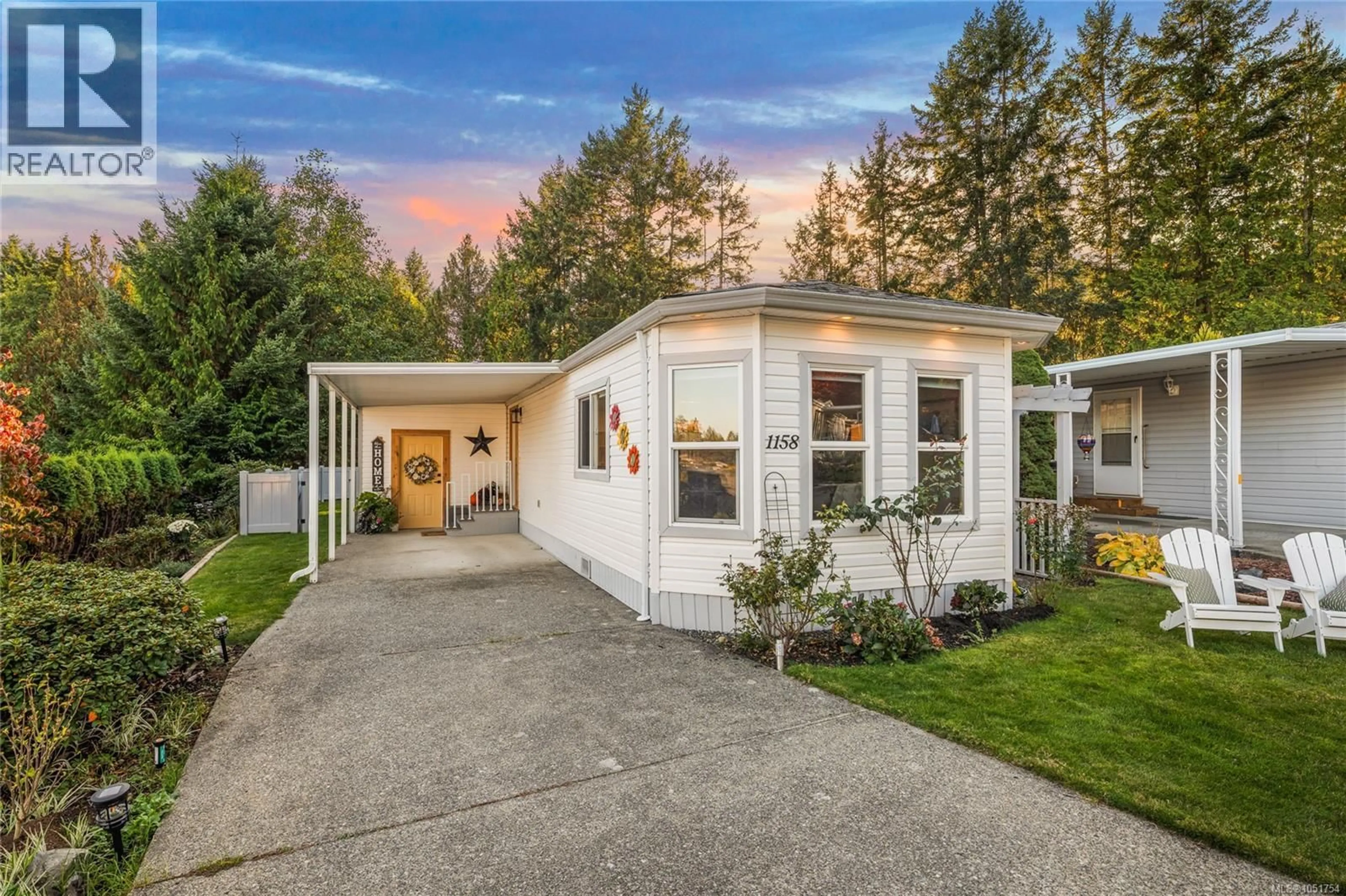 Home with vinyl exterior material, street for 46 - 1158 MORRELL CIRCLE, Nanaimo British Columbia V9R6K6