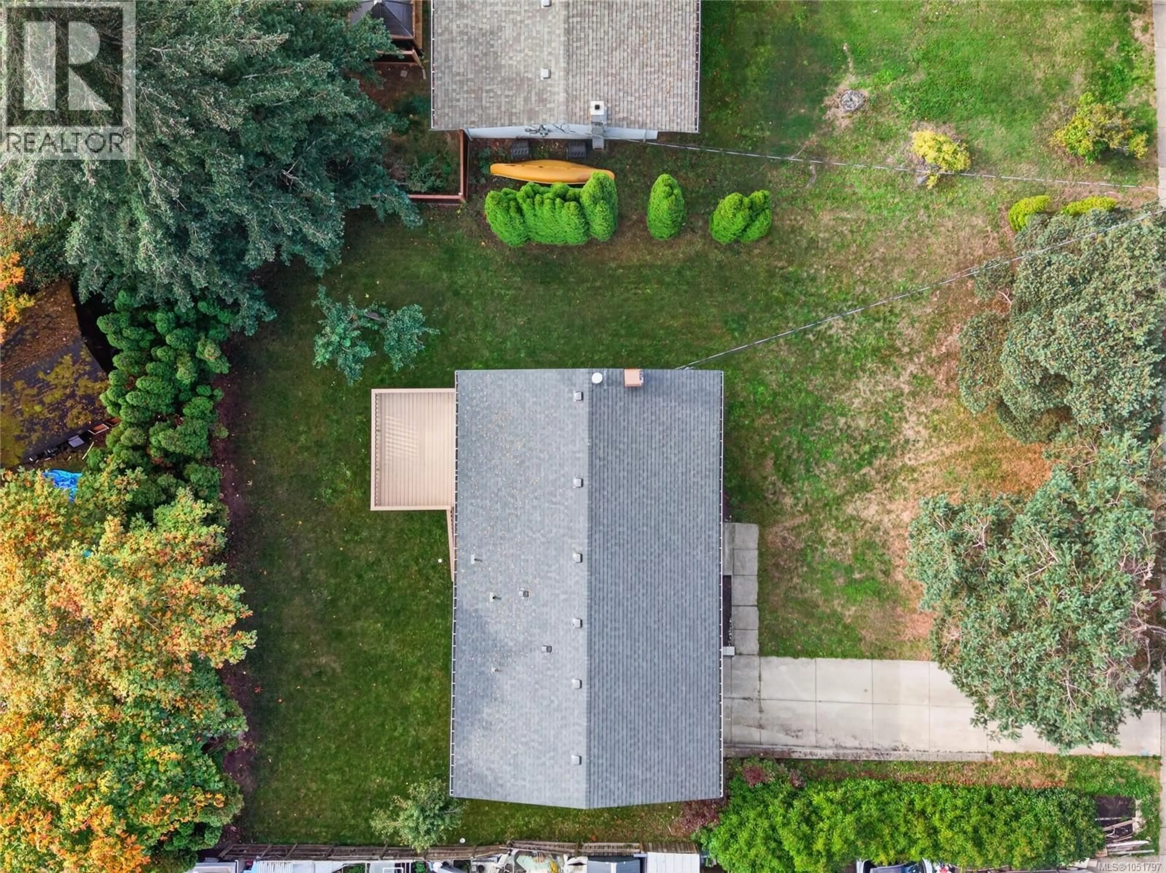 A pic from outside/outdoor area/front of a property/back of a property/a pic from drone, street for 1665 DINGWALL ROAD, Courtenay British Columbia V9N3S8