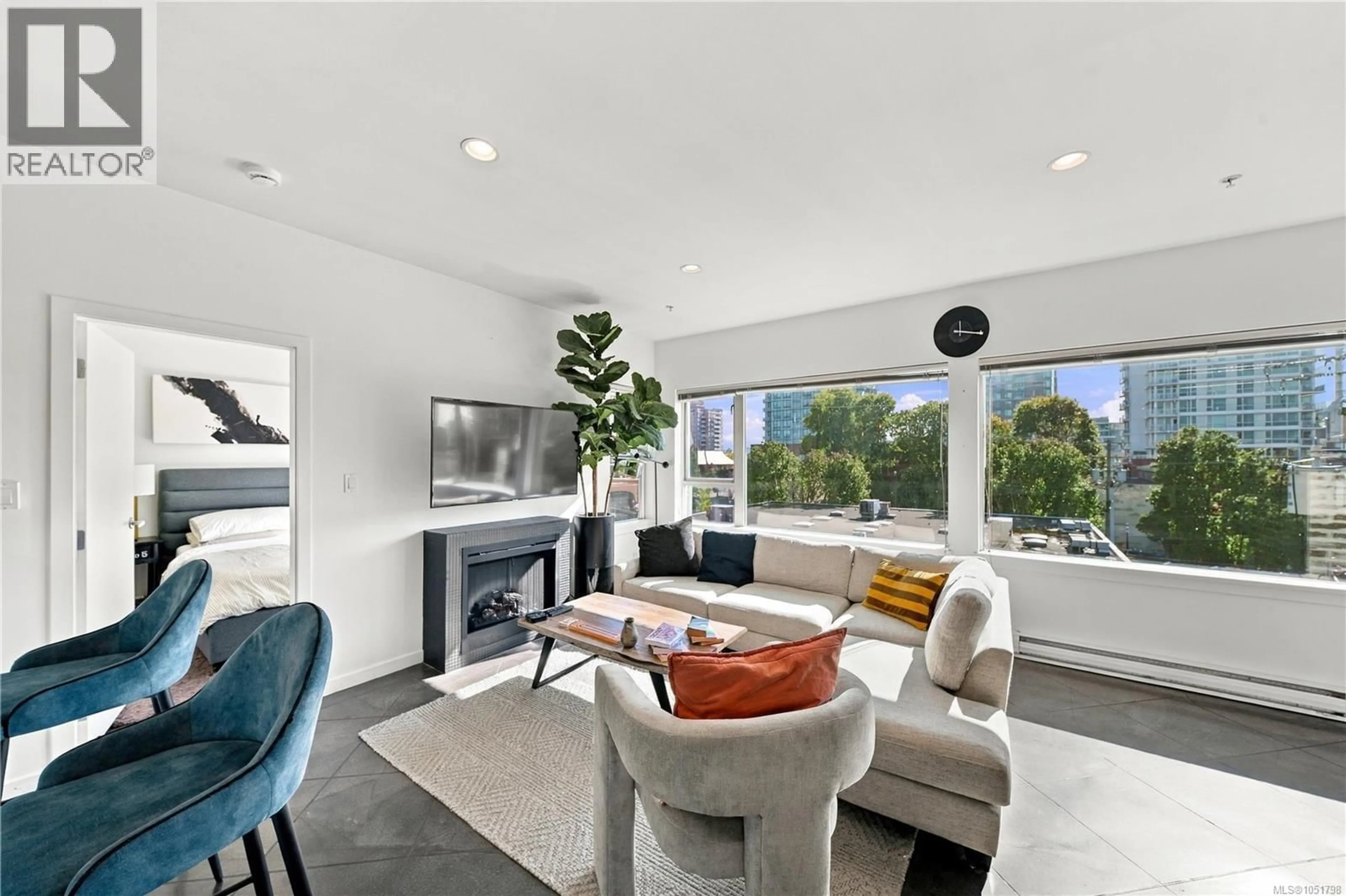 Living room with furniture, unknown for 401 - 848 MASON STREET, Victoria British Columbia V8W0A2