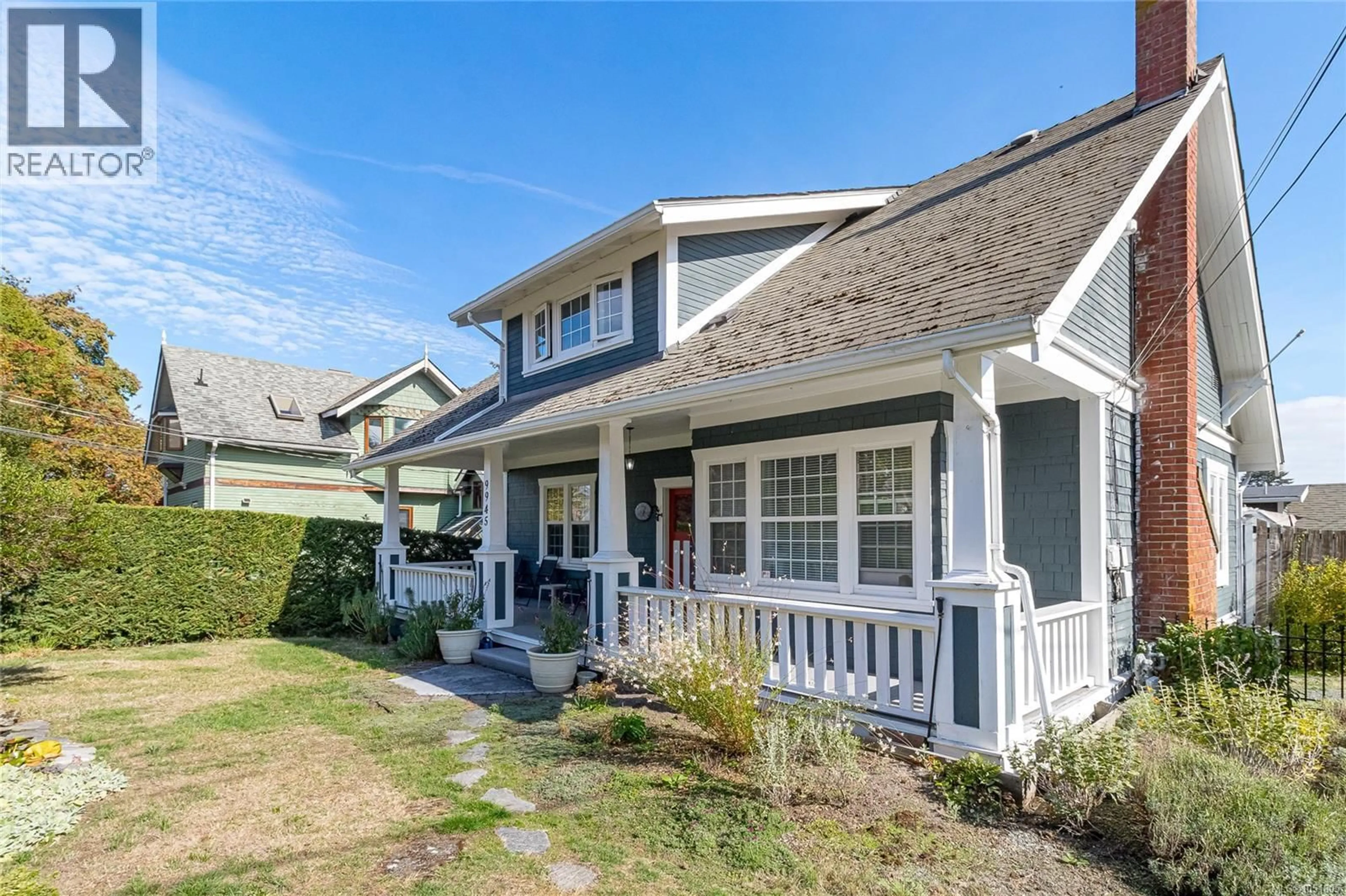 Home with vinyl exterior material, street for 9945 CEDAR STREET, Chemainus British Columbia V0R1K1