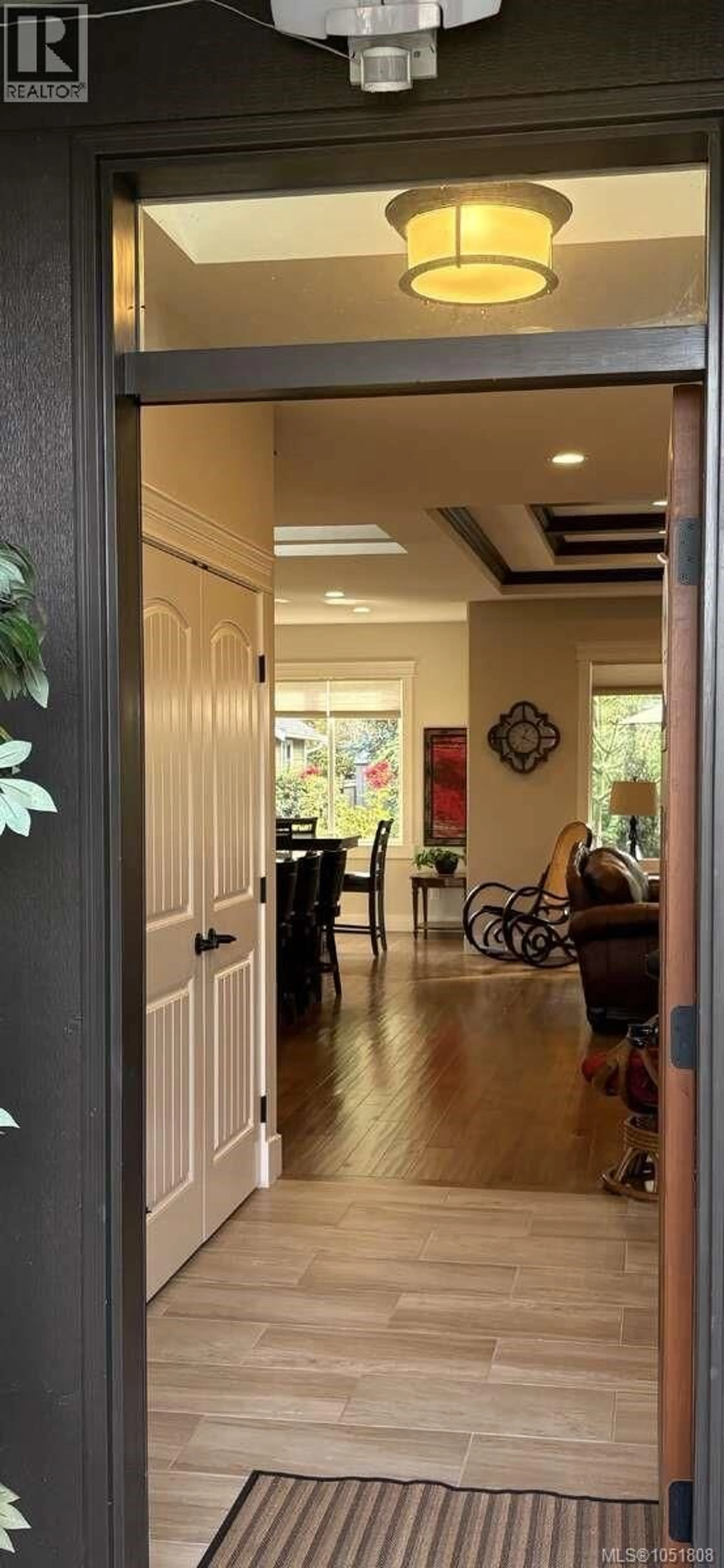 Indoor entryway for 246 LODGEPOLE DRIVE, Parksville British Columbia V9P2Z6