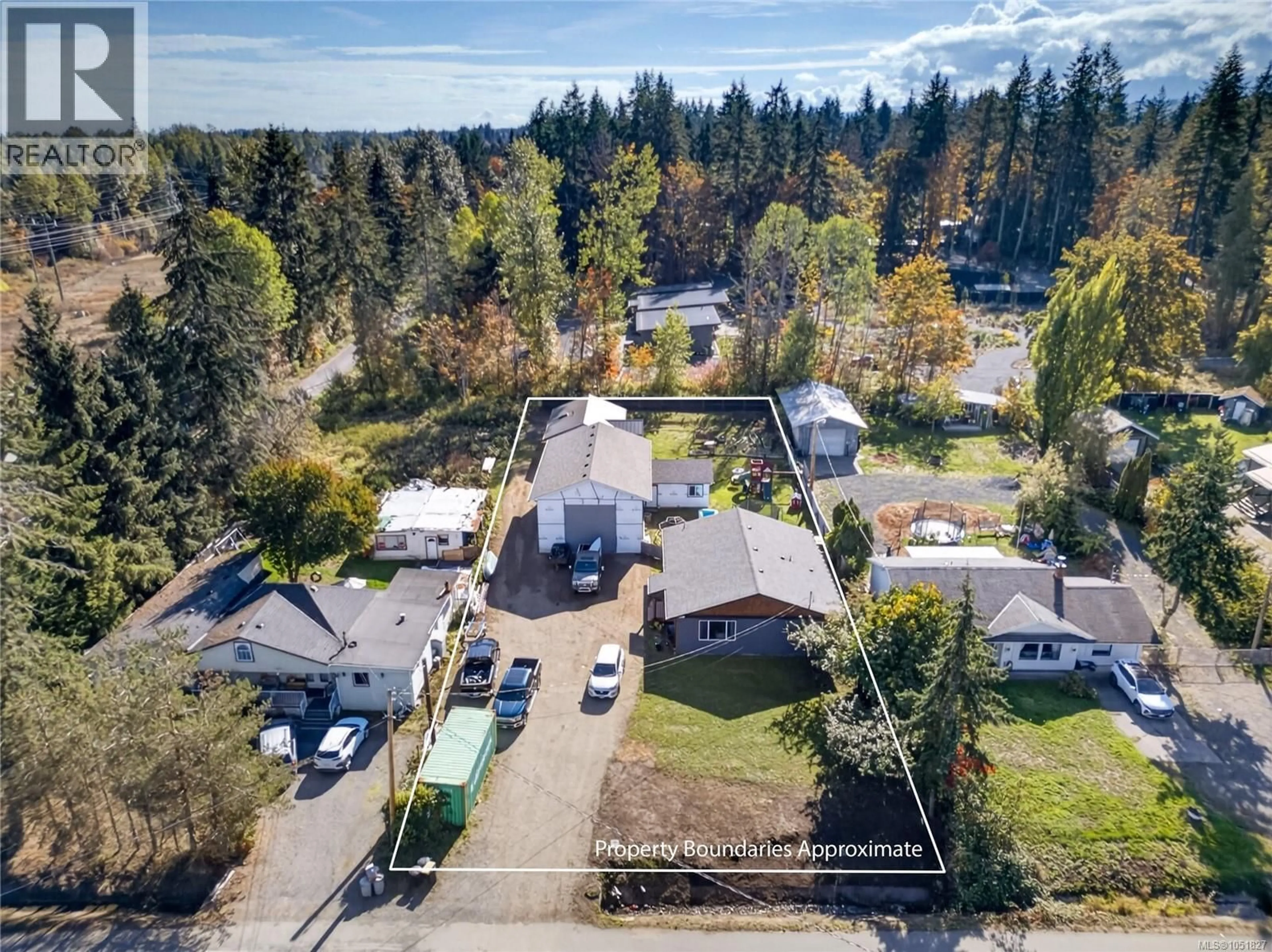 A pic from outside/outdoor area/front of a property/back of a property/a pic from drone, unknown for 3386 LAKE TRAIL ROAD, Courtenay British Columbia V9N9M2