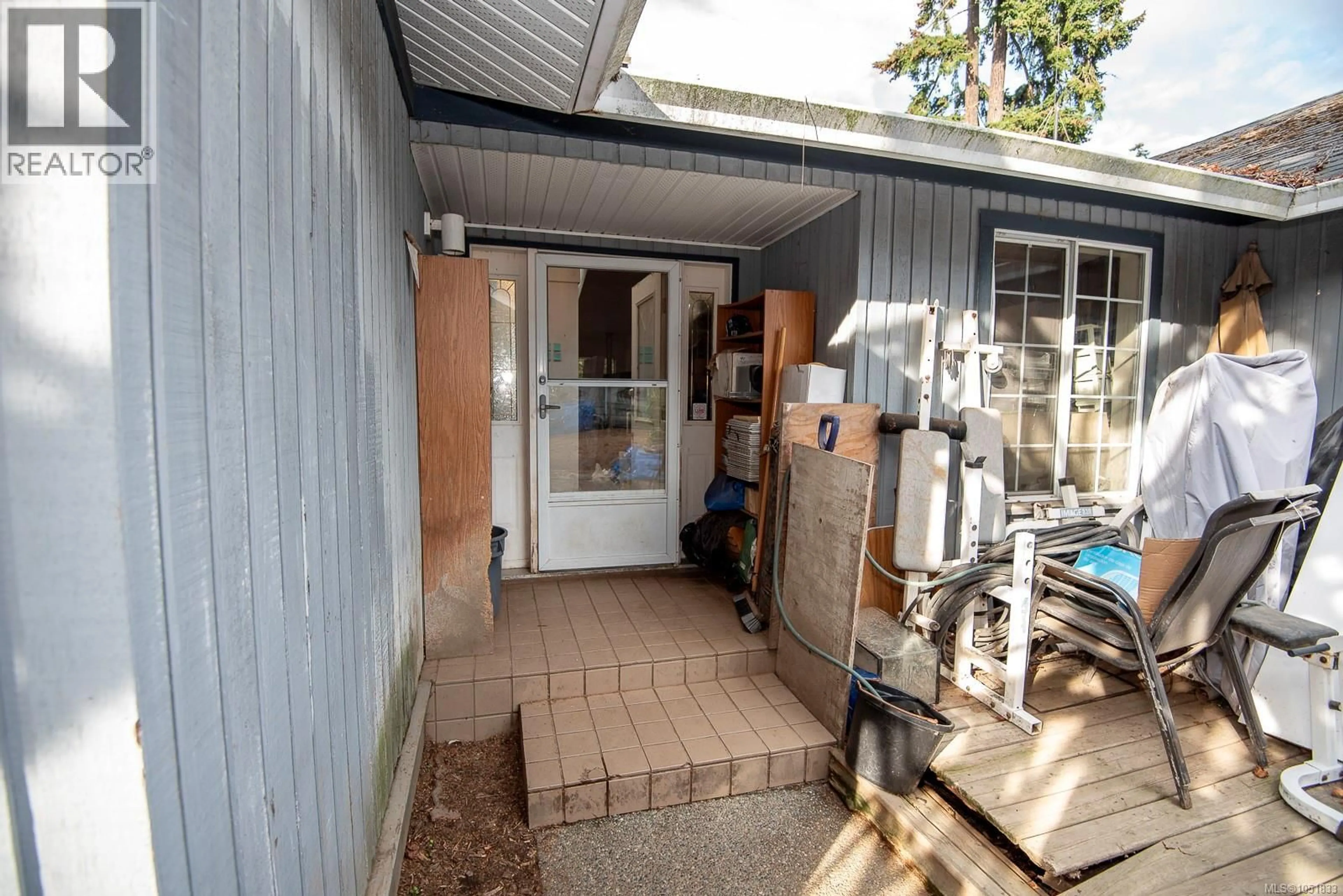 Unknown for 1706 MILLS ROAD, North Saanich British Columbia V8L5S9