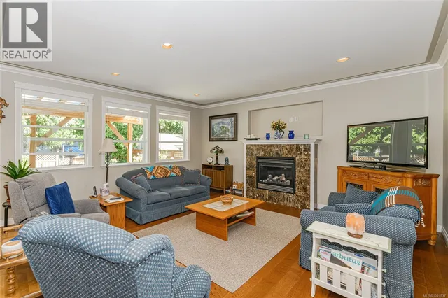 3026 KEYSTONE DRIVE, Duncan 2