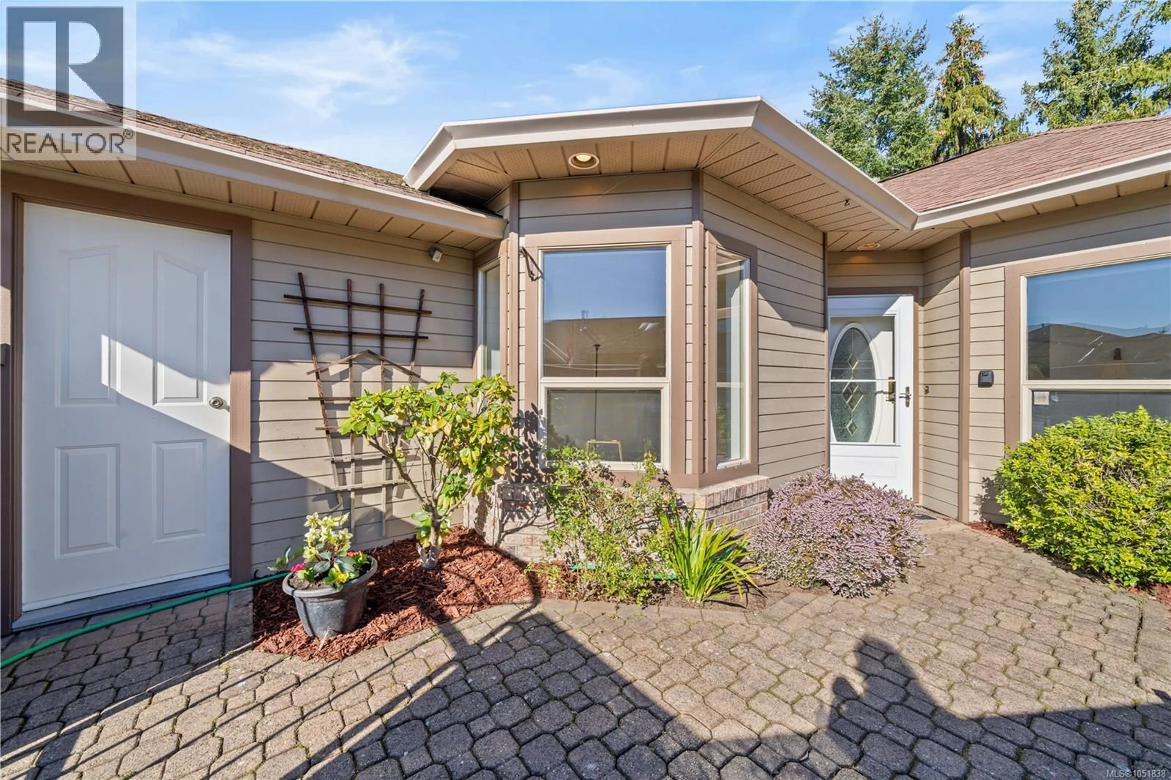 Unknown for 601 - 4515 PIPELINE ROAD, Saanich British Columbia V8Z5M3